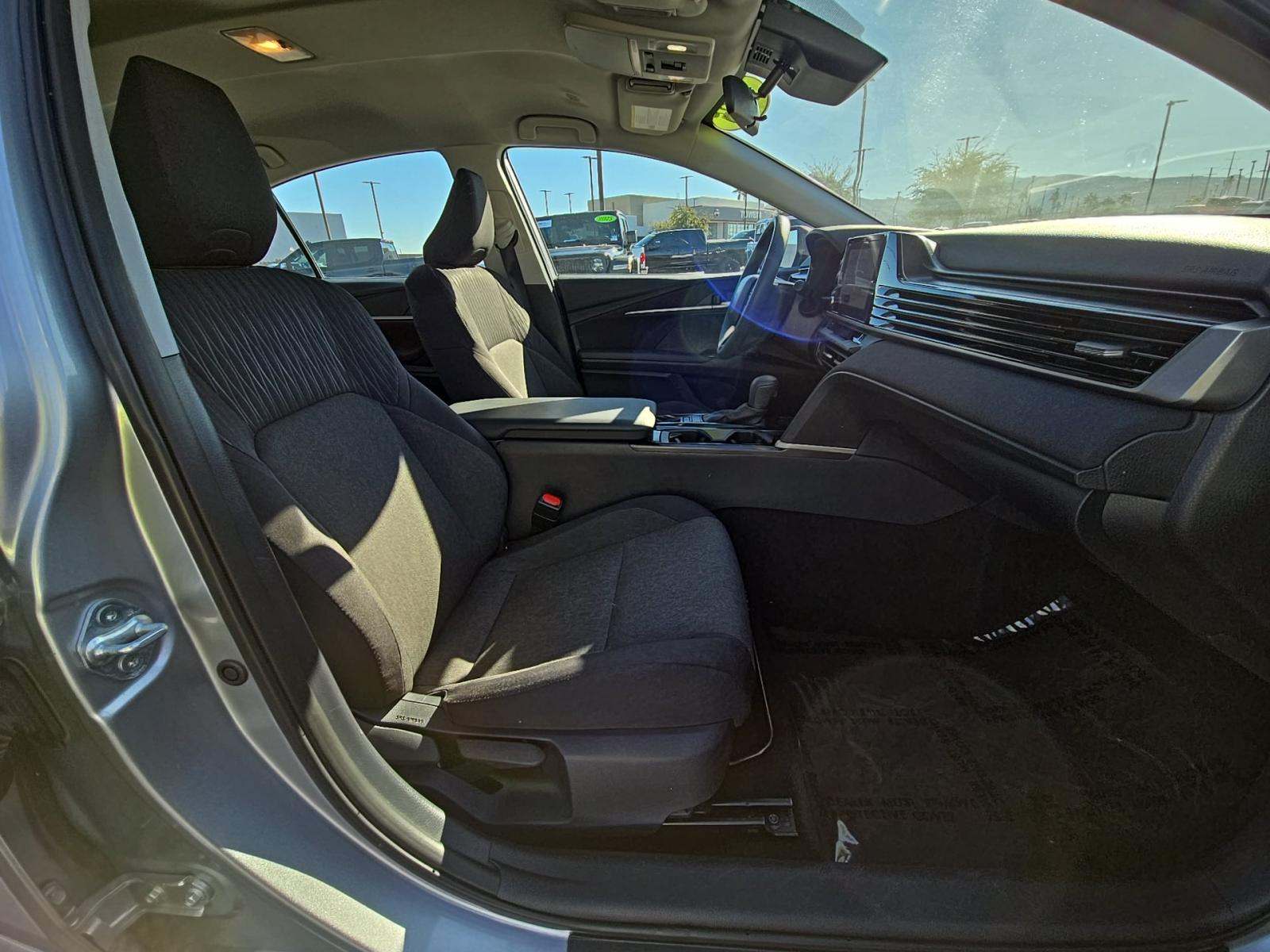 2025 Toyota Camry LE FWD