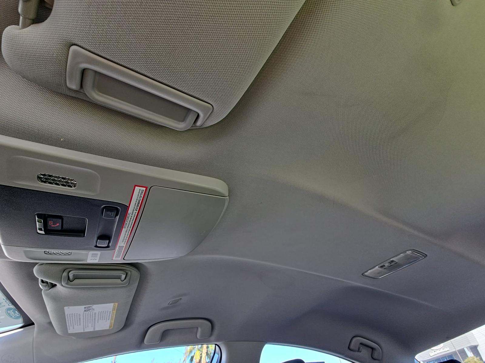 2025 Toyota Camry LE FWD