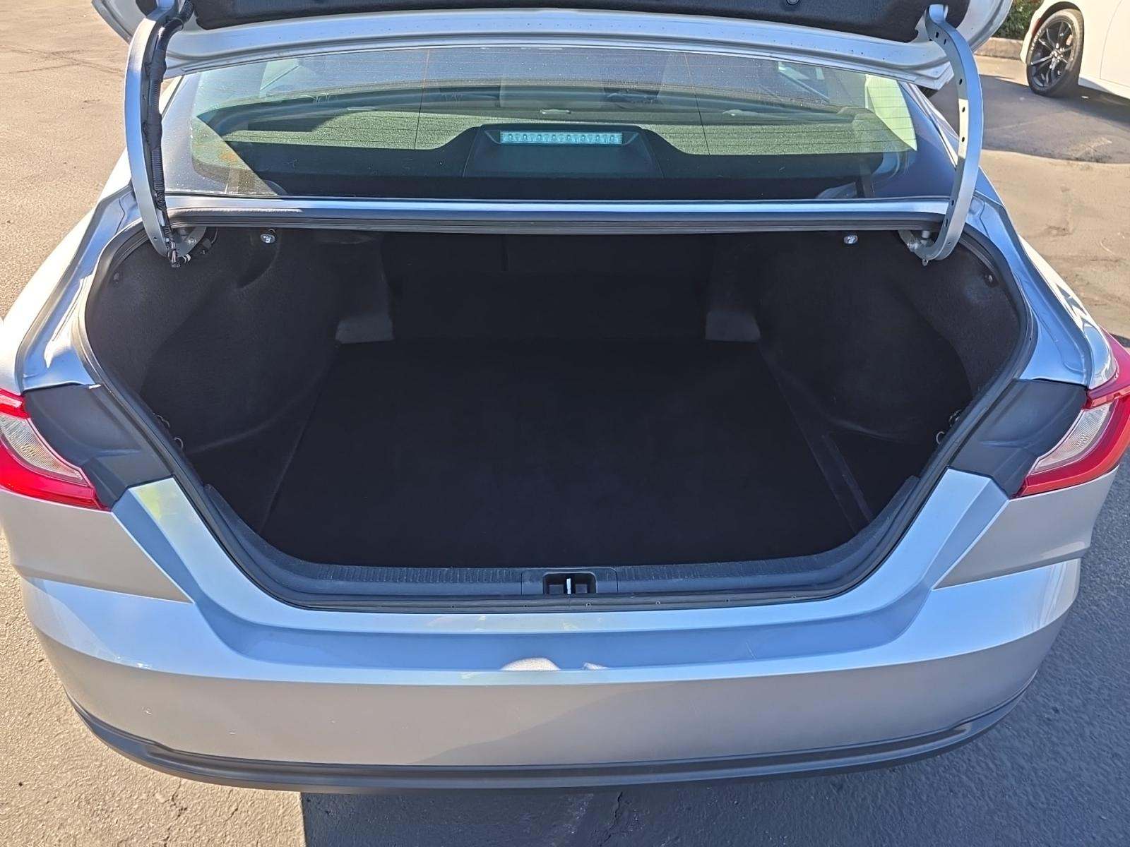 2025 Toyota Camry LE FWD