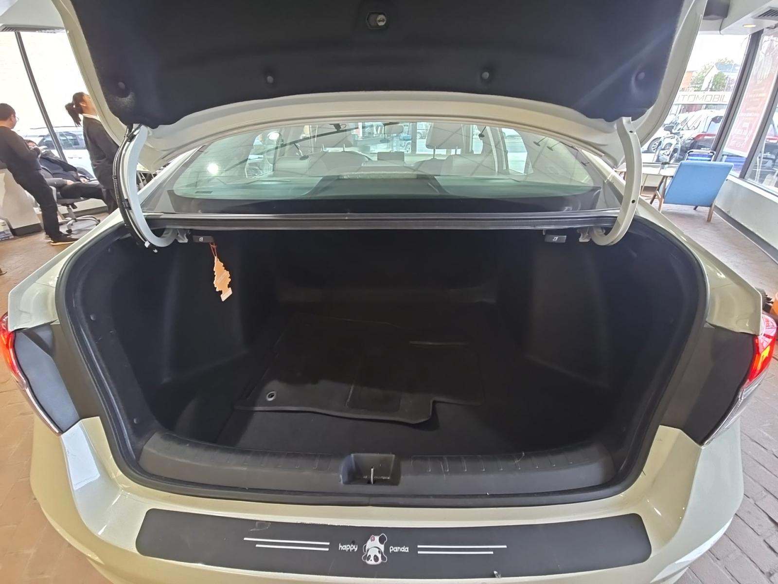 2024 Honda Civic Touring FWD