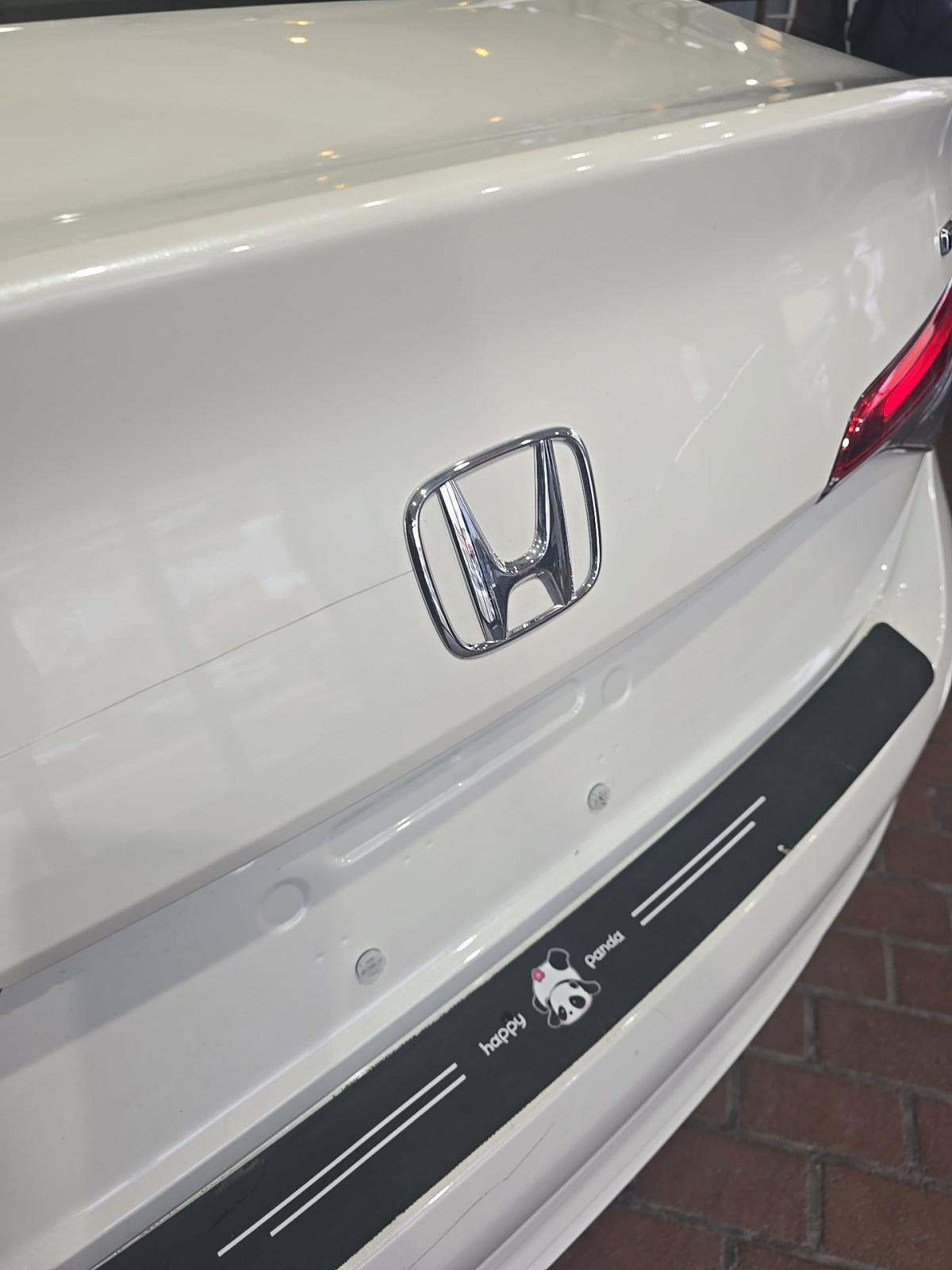 2024 Honda Civic Touring FWD