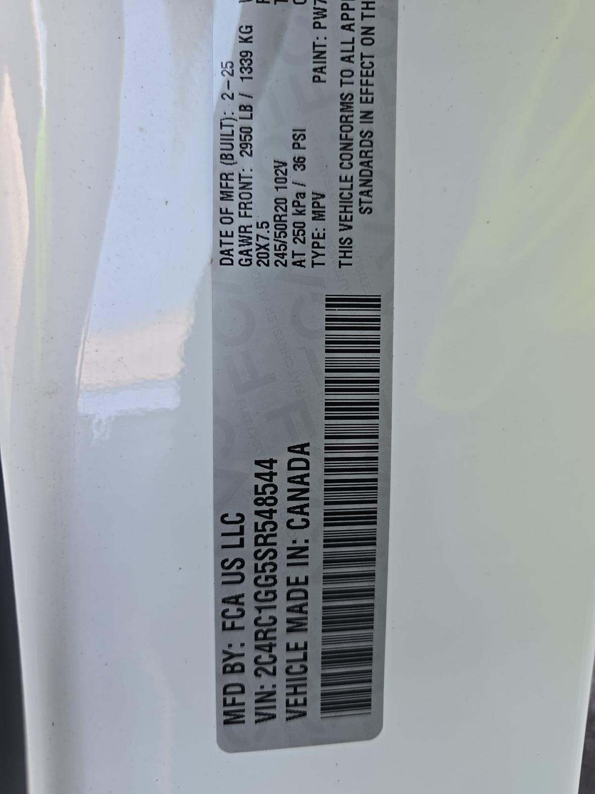 2025 Chrysler Pacifica Limited FWD