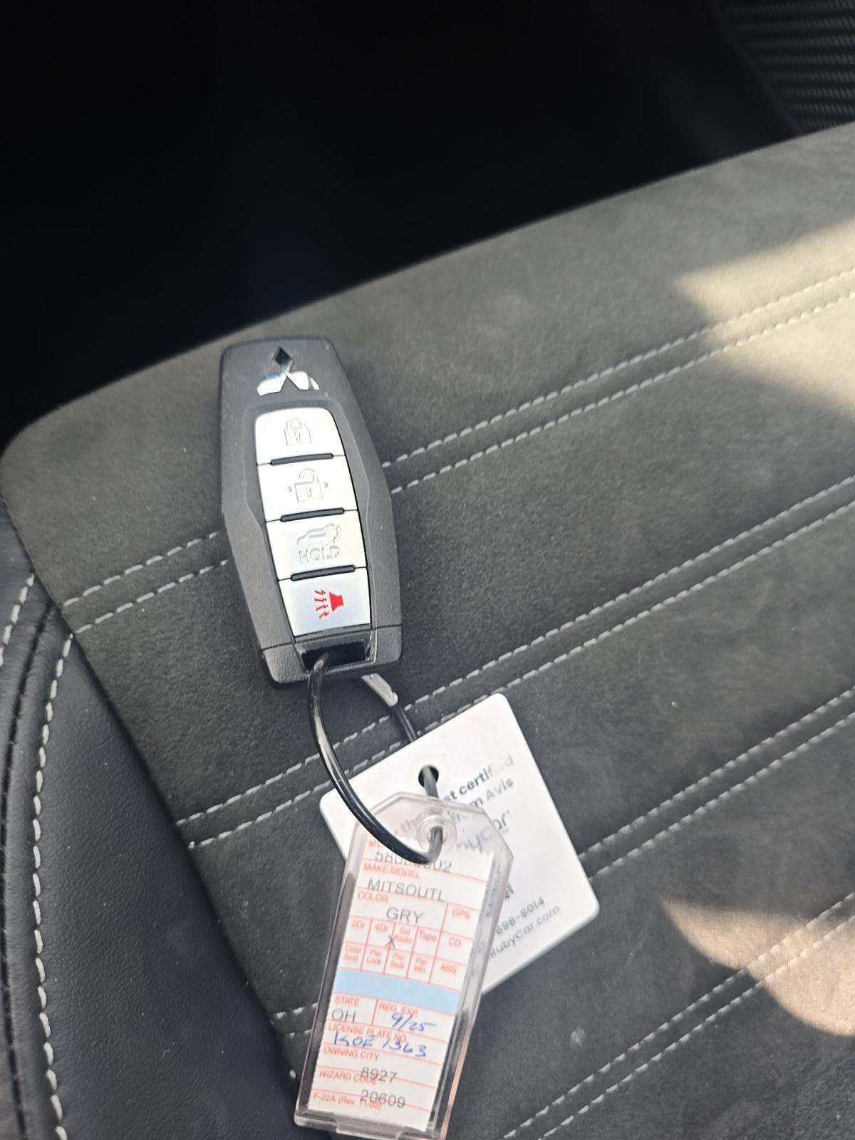 2025 Mitsubishi Outlander SE AWD