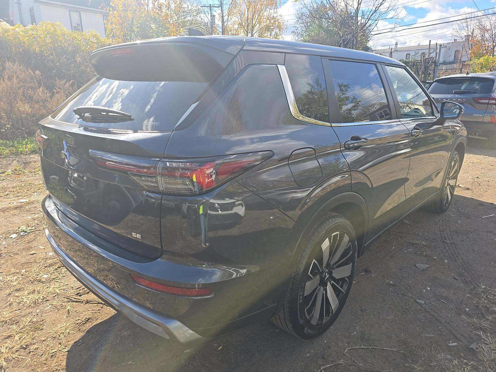 2025 Mitsubishi Outlander SE AWD