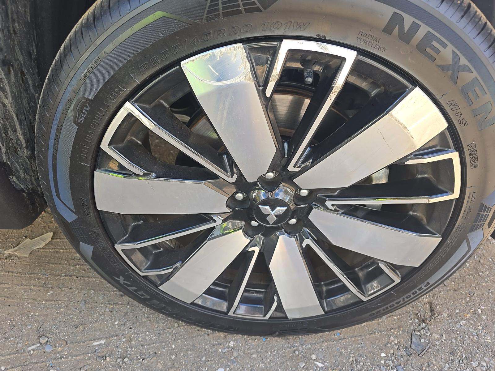 2025 Mitsubishi Outlander SE AWD