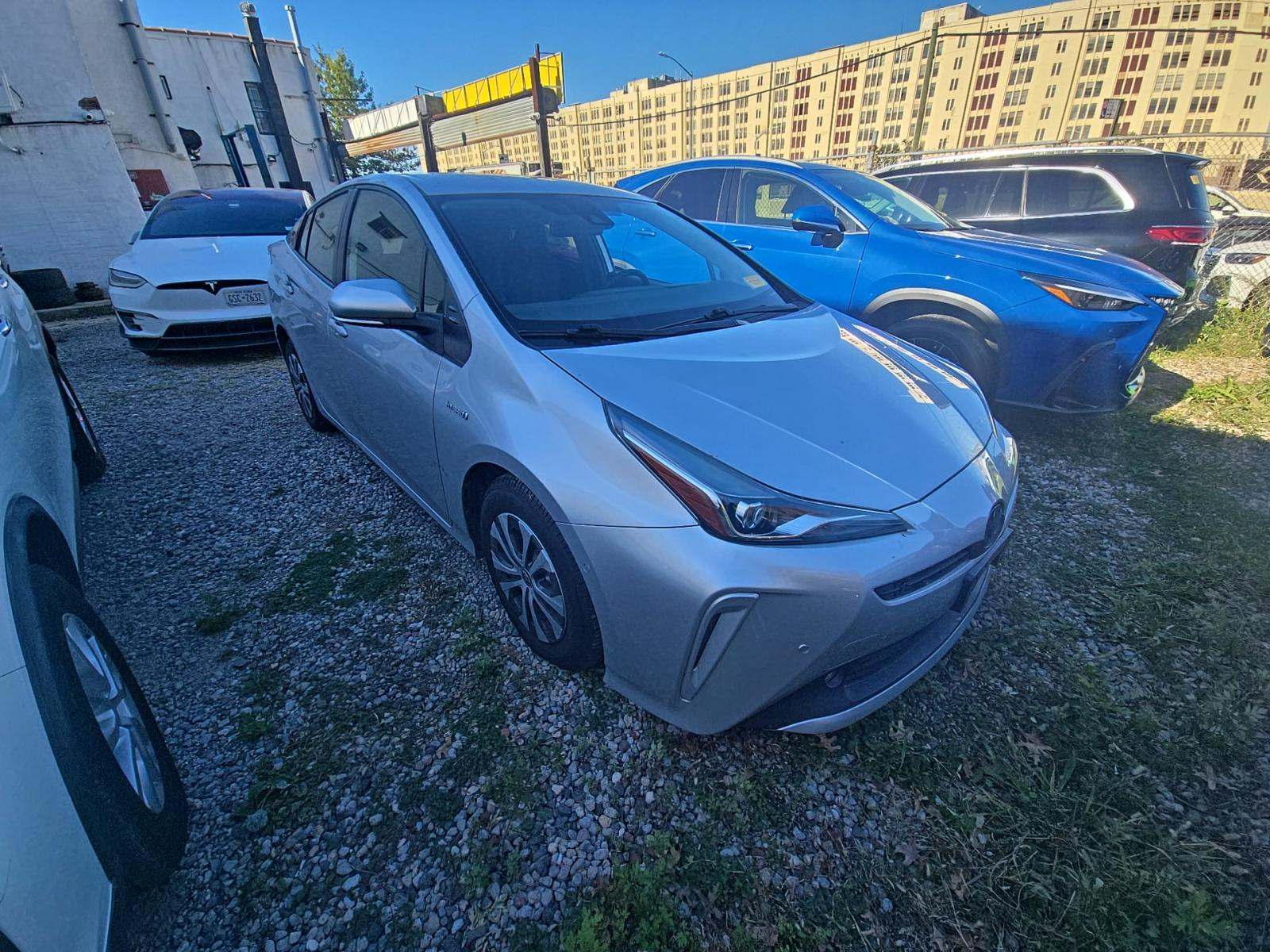 2022 Toyota Prius LE AWD