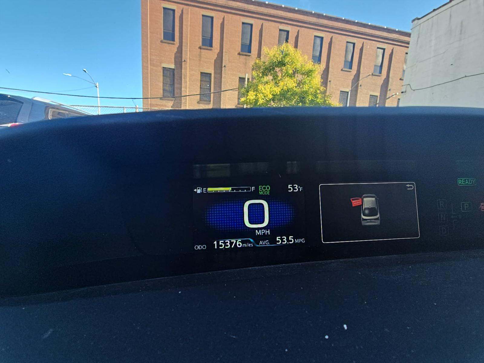 2022 Toyota Prius LE AWD