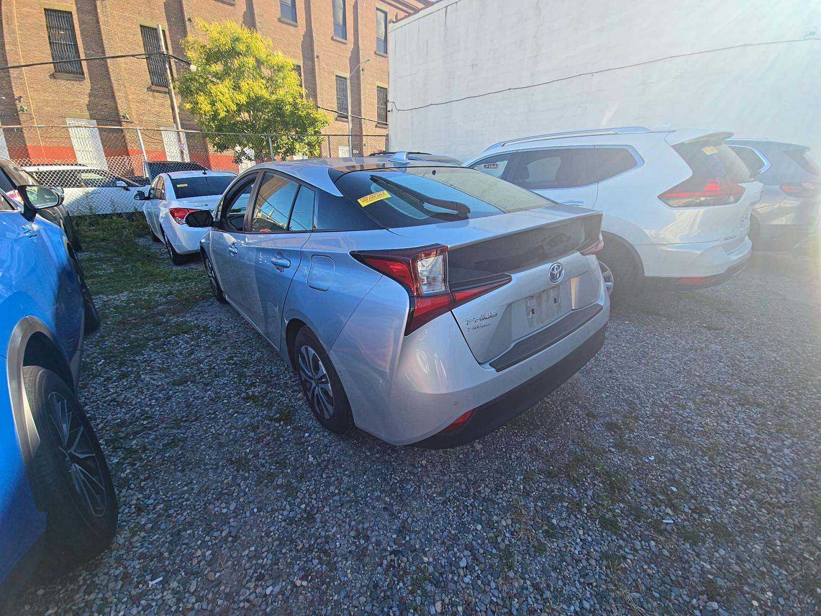 2022 Toyota Prius LE AWD