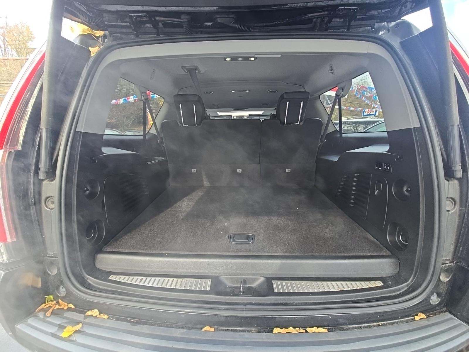 2017 Cadillac Escalade ESV Luxury AWD