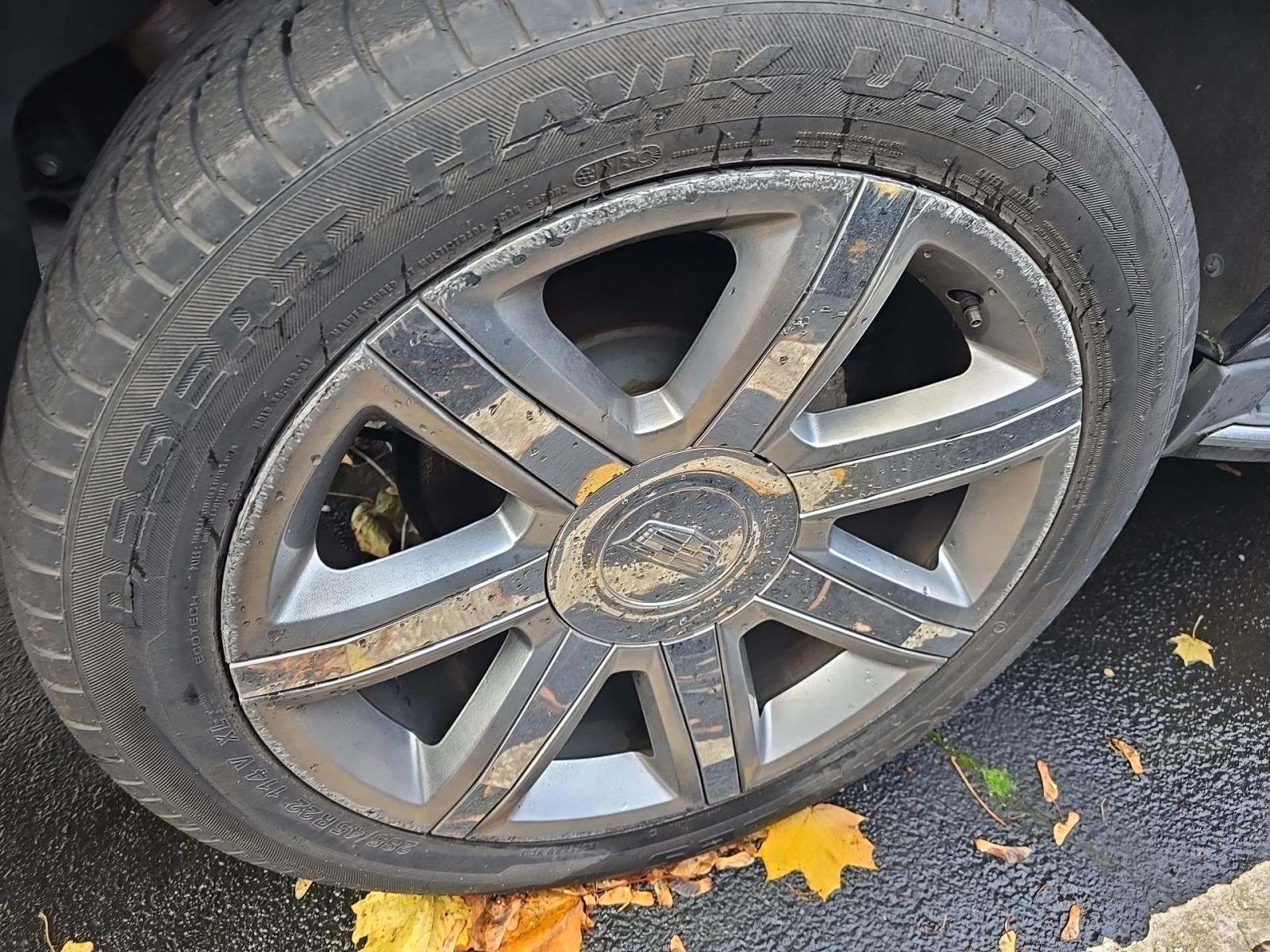 2017 Cadillac Escalade ESV Luxury AWD