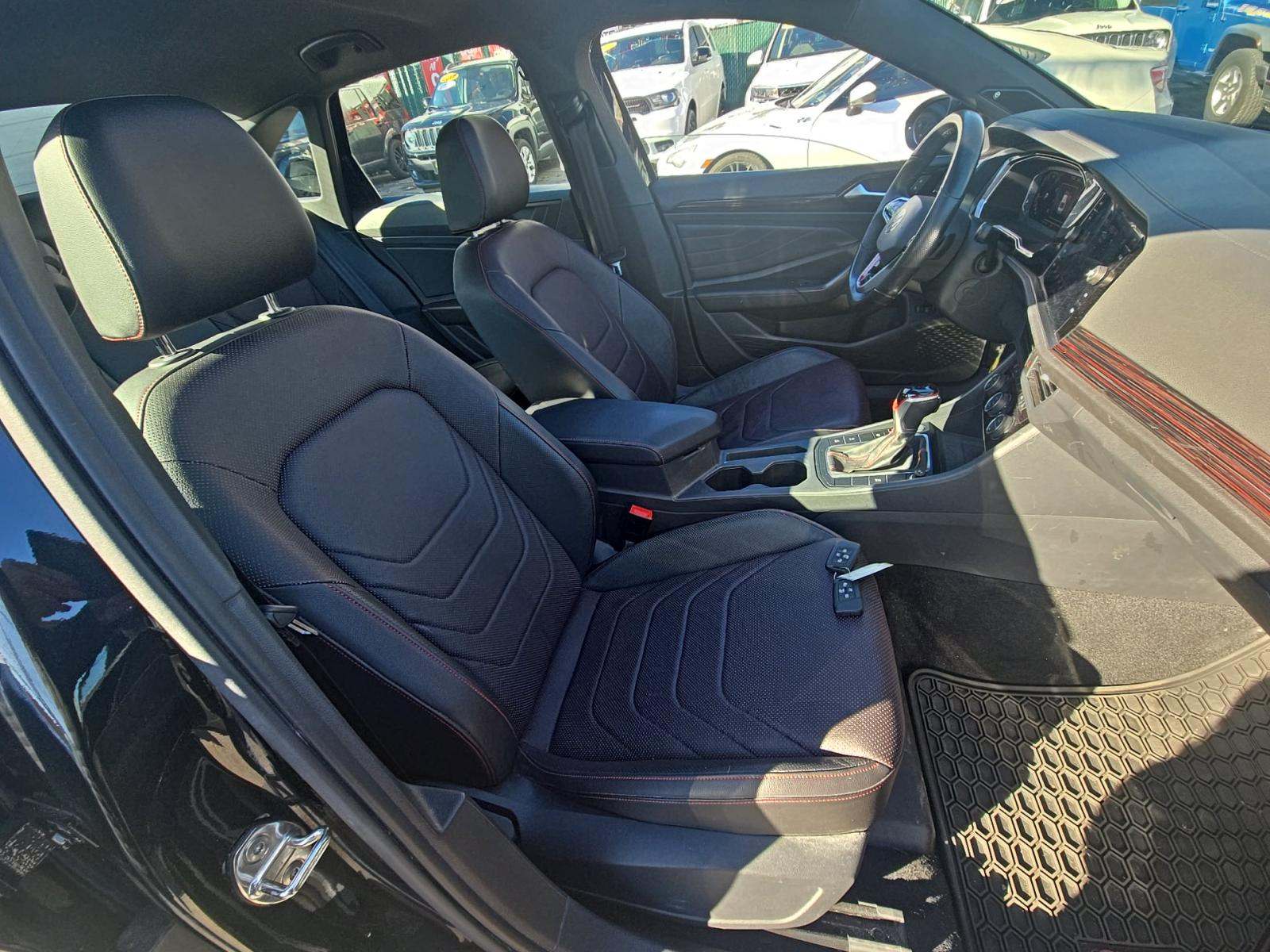 2023 Volkswagen Jetta 2.0T GLI Autobahn FWD