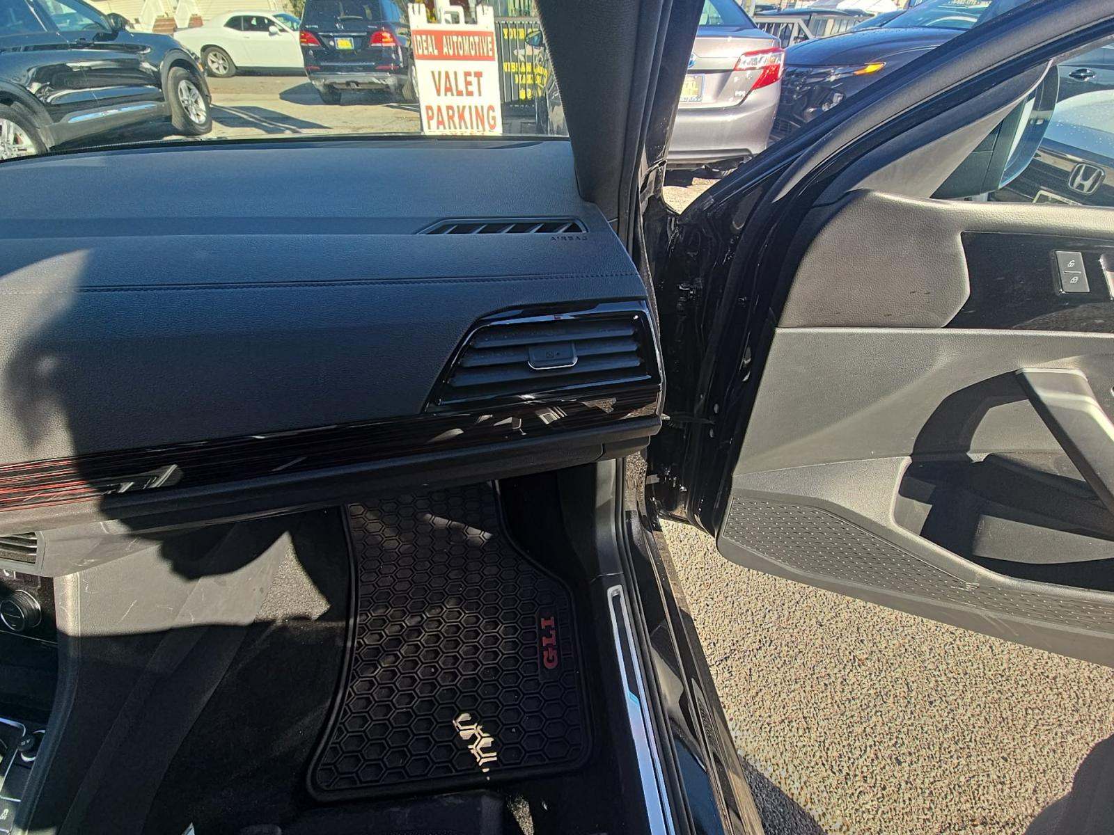 2023 Volkswagen Jetta 2.0T GLI Autobahn FWD