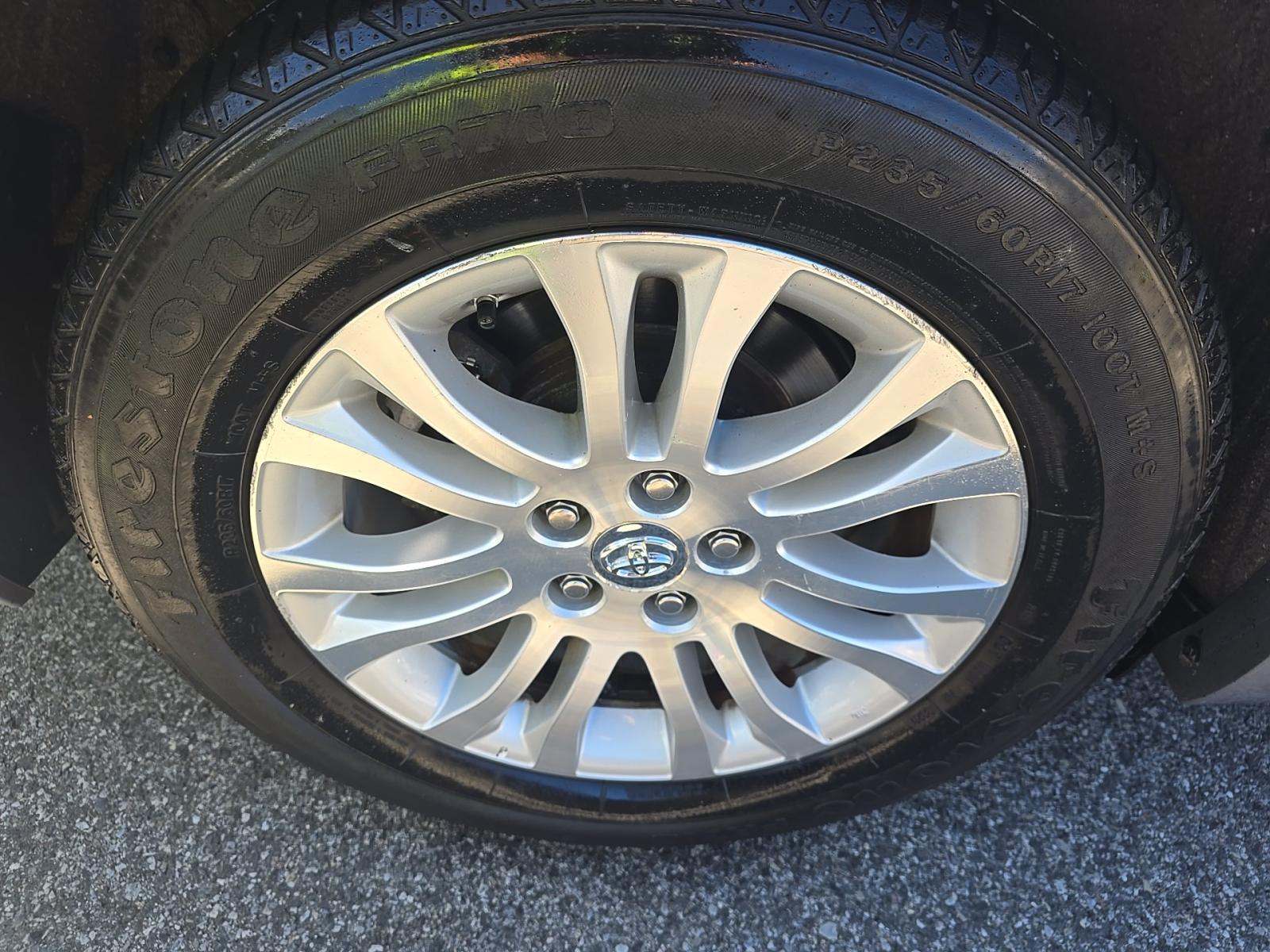 2017 Toyota Sienna XLE FWD