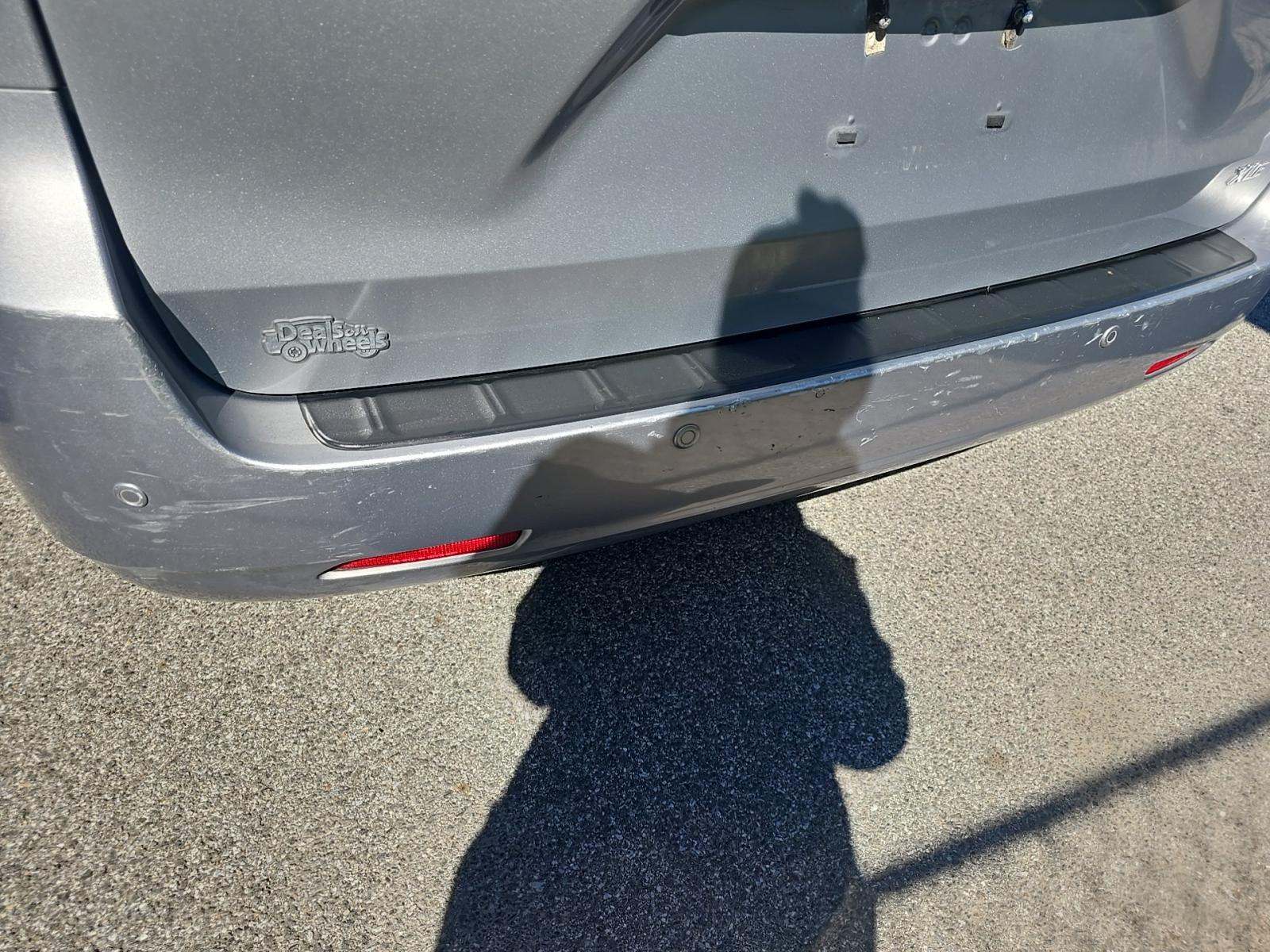 2017 Toyota Sienna XLE FWD