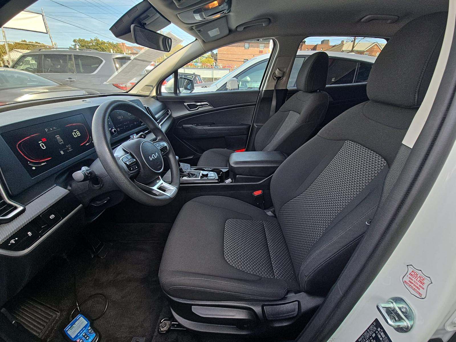 2023 Kia Sportage LX AWD