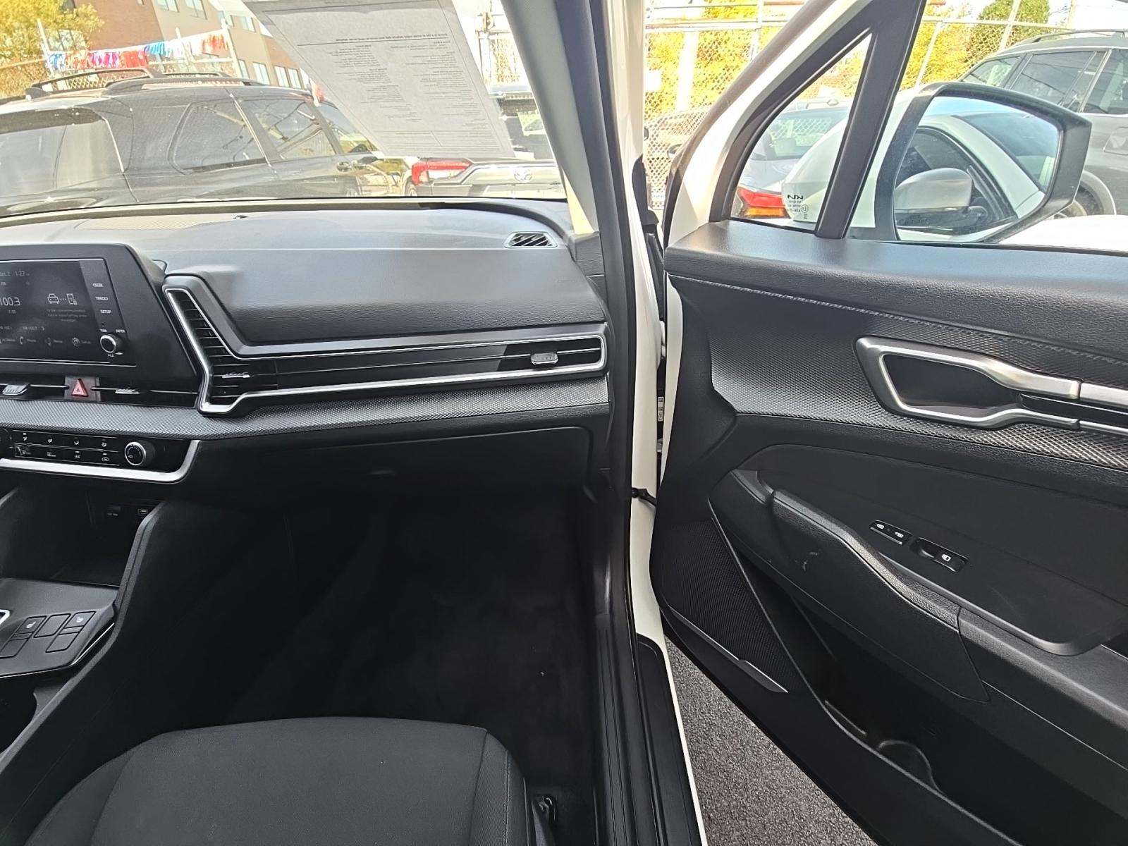 2023 Kia Sportage LX AWD