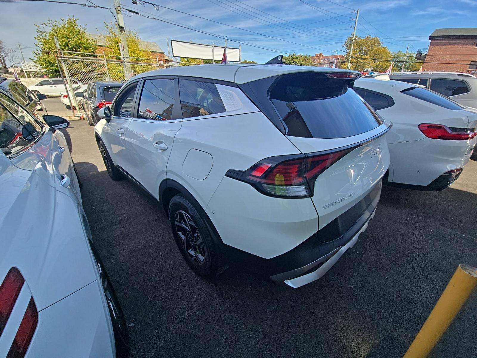 2023 Kia Sportage LX AWD