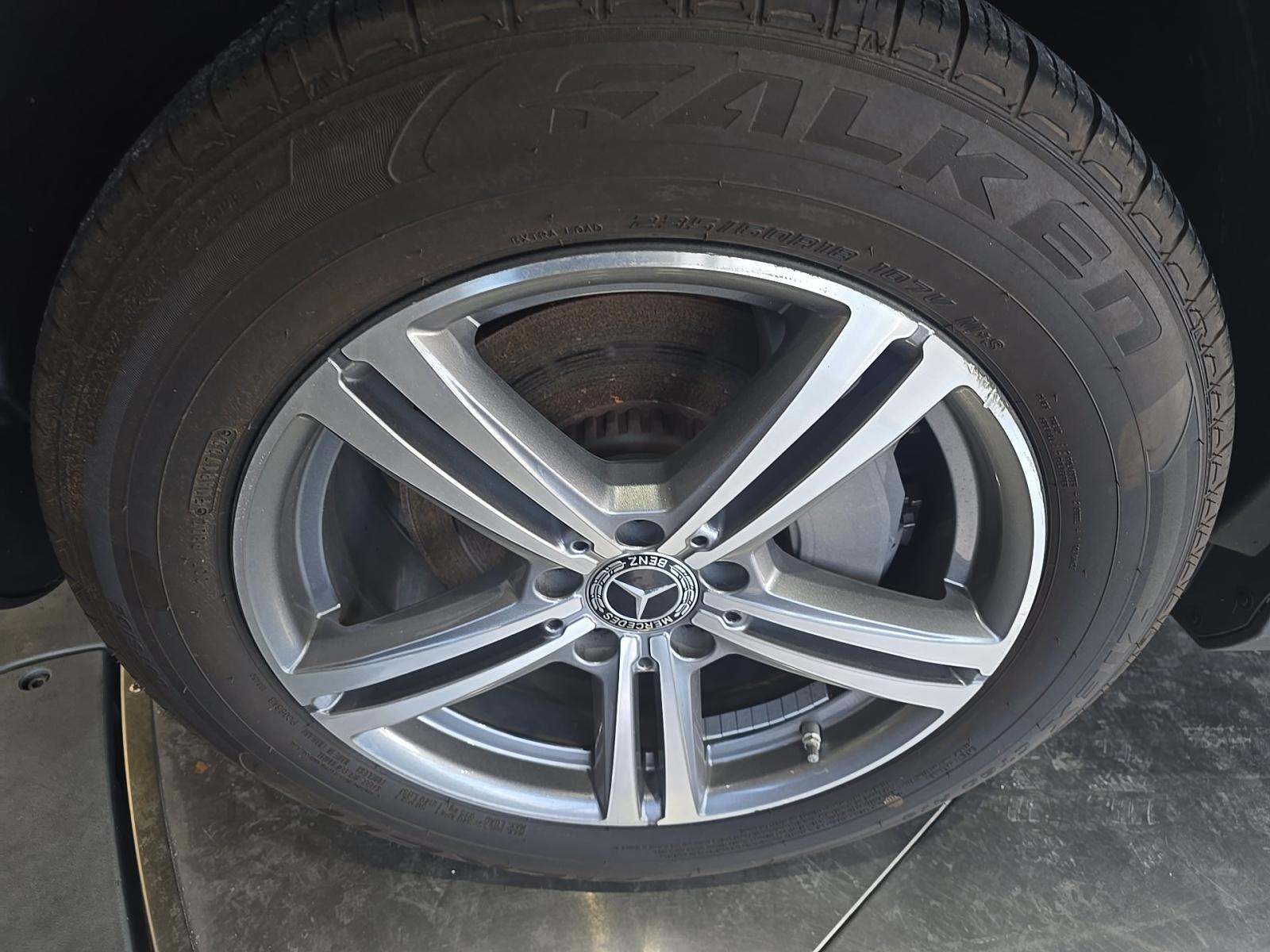 2021 Mercedes-Benz GLC GLC 300 AWD