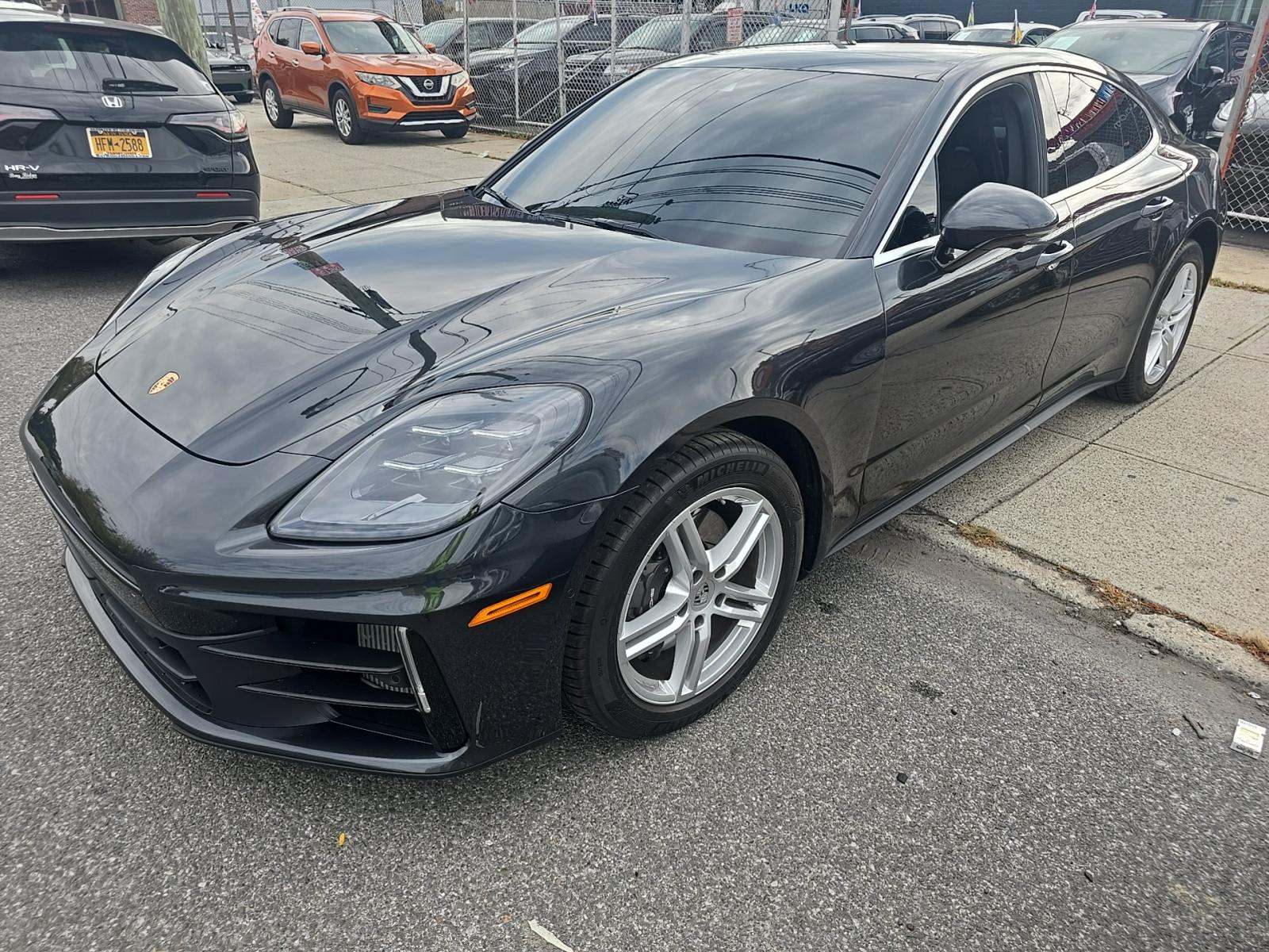 2025 Porsche Panamera 4 AWD