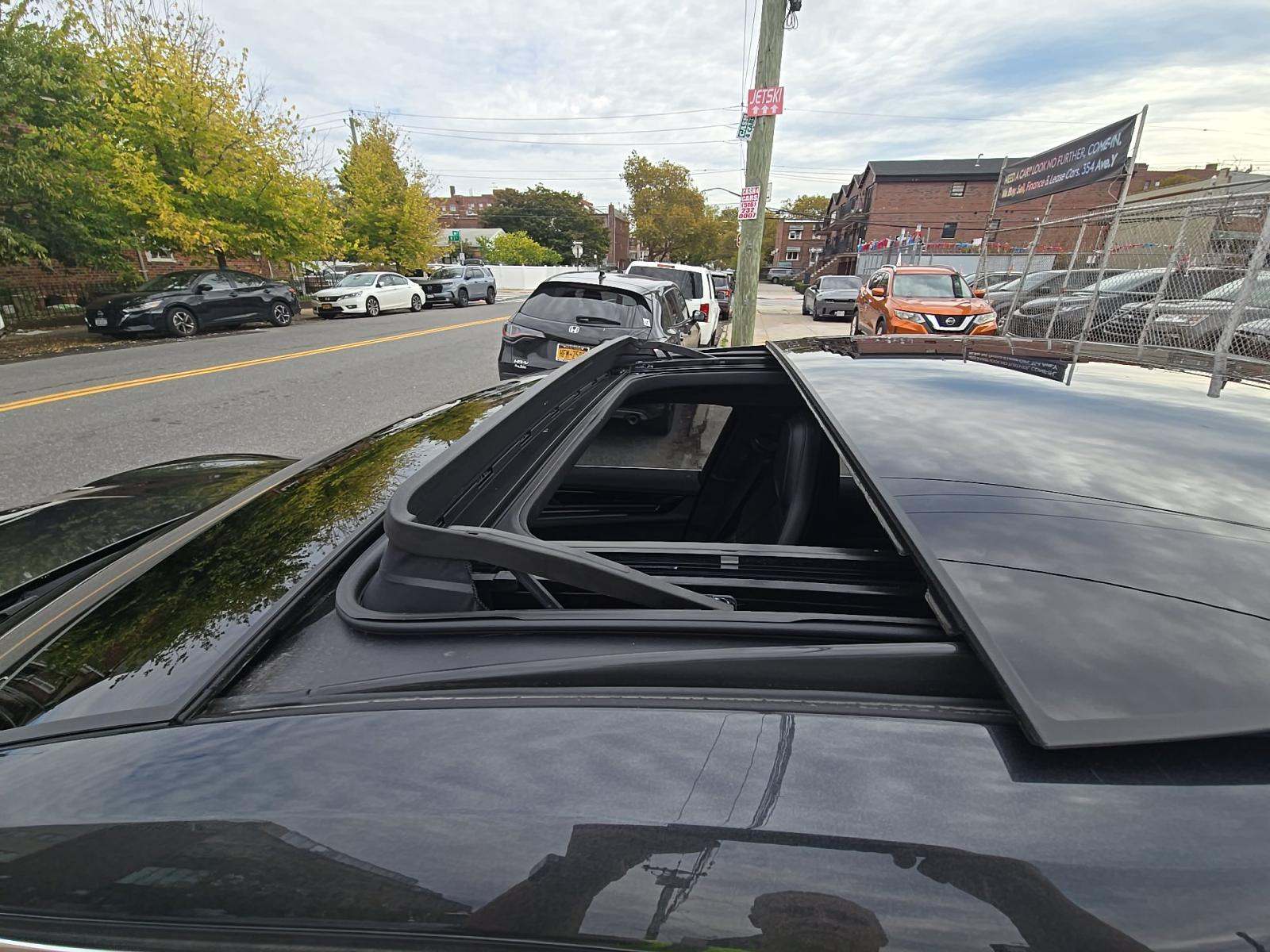 2025 Porsche Panamera 4 AWD