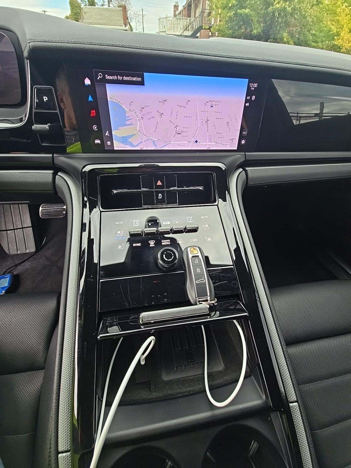 2025 Porsche Panamera 4 AWD