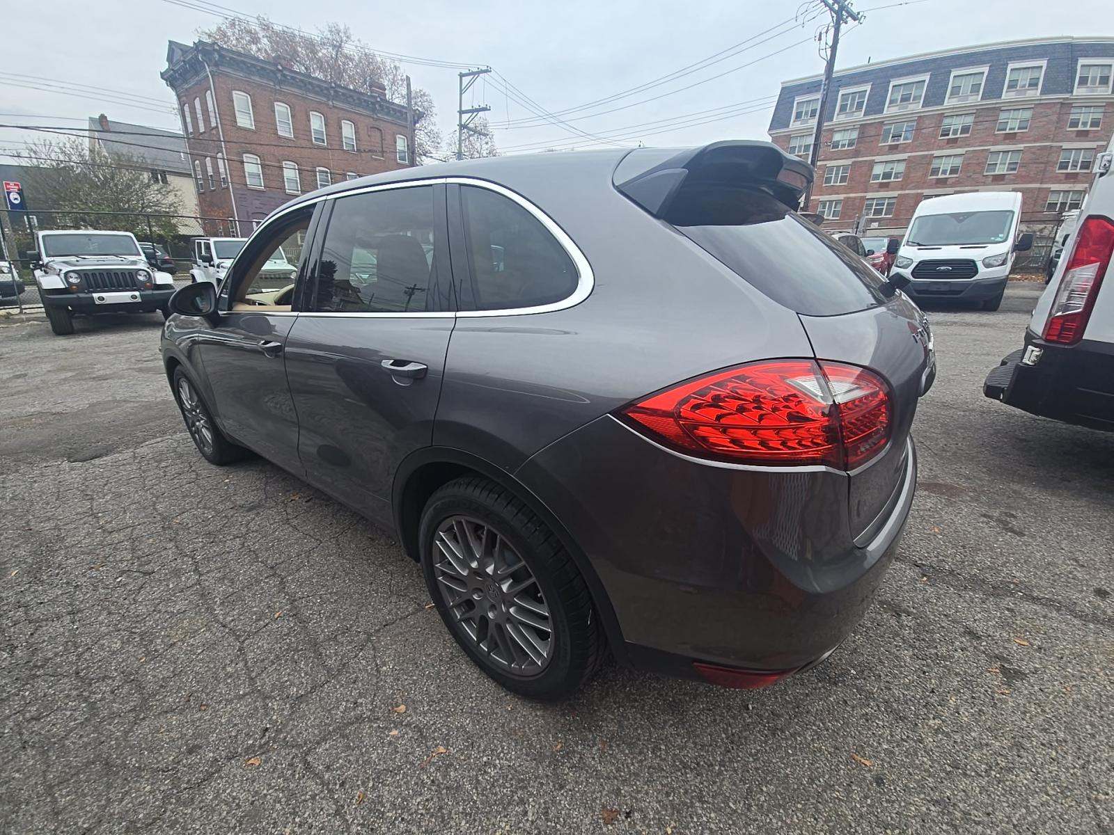 2013 Porsche Cayenne S AWD