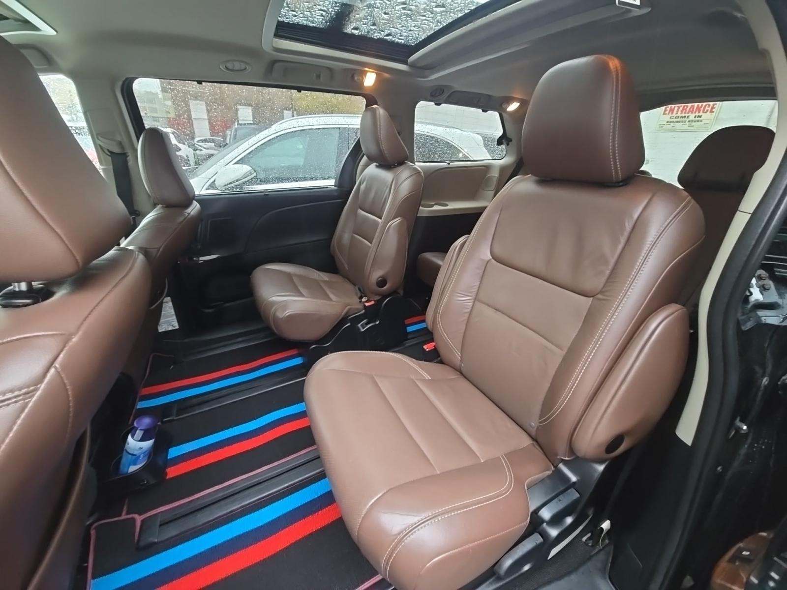 2017 Toyota Sienna Limited AWD