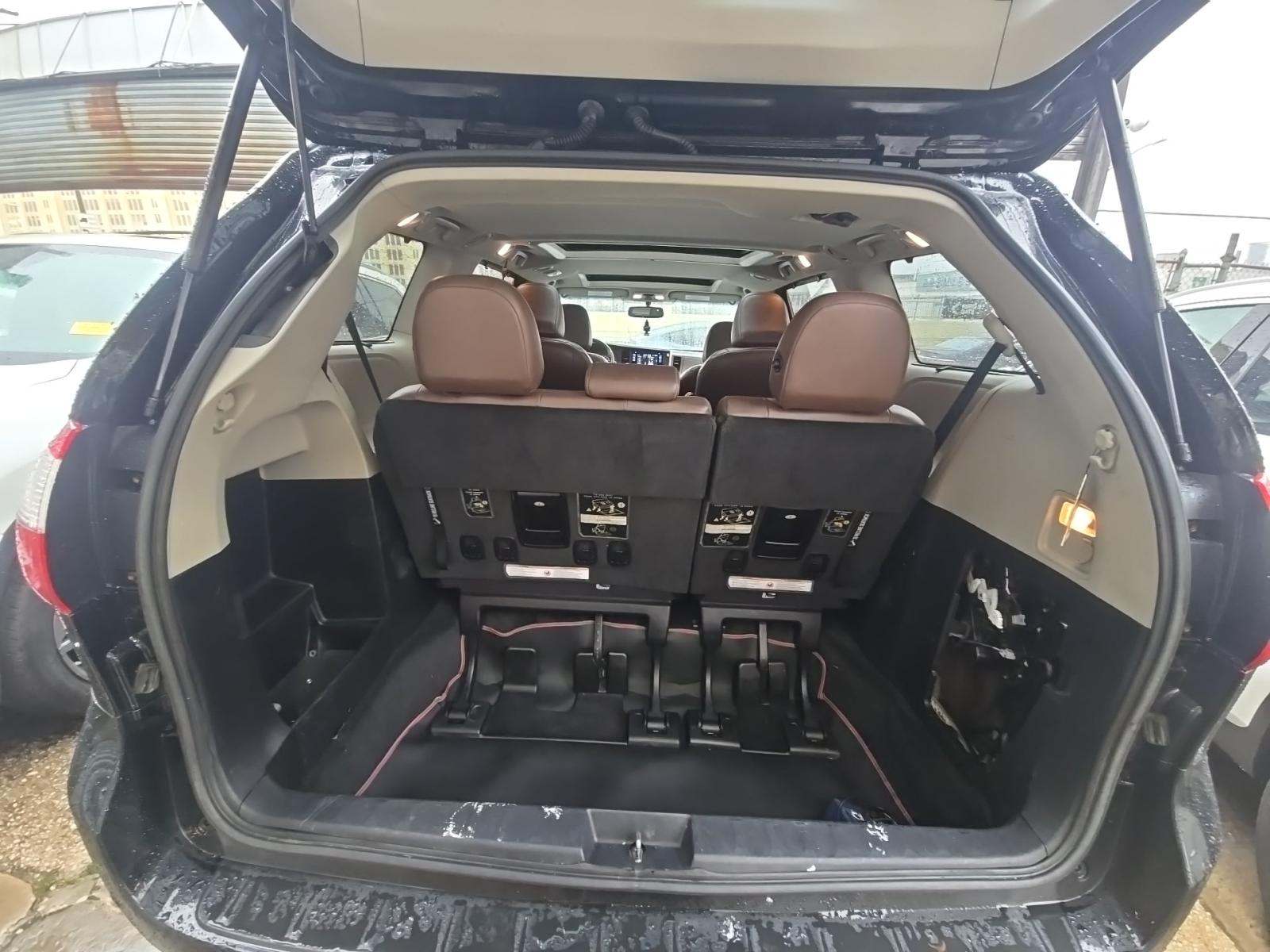 2017 Toyota Sienna Limited AWD