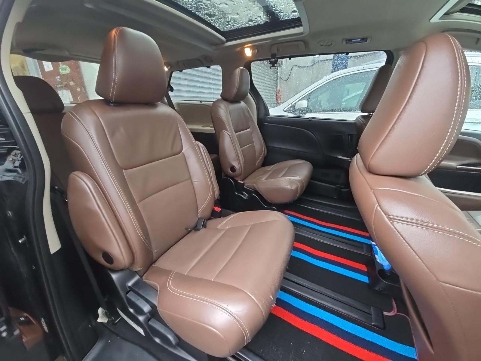 2017 Toyota Sienna Limited AWD