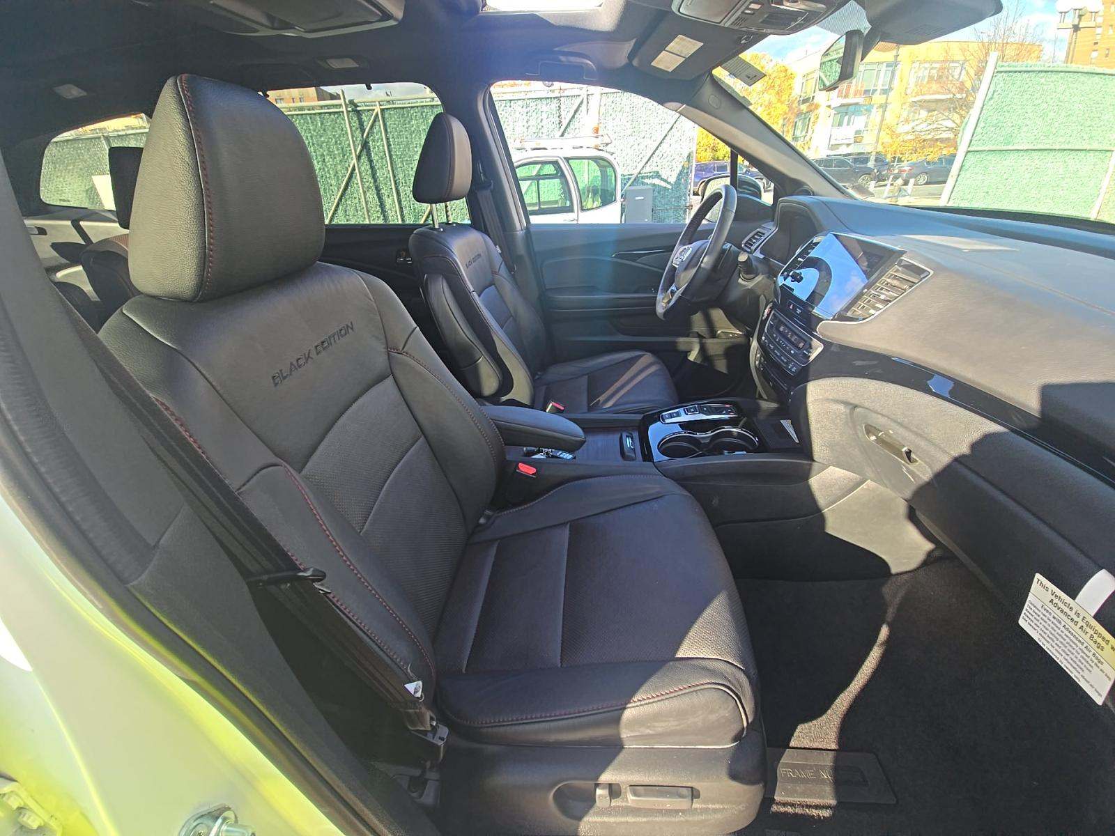 2022 Honda Pilot Black Edition AWD