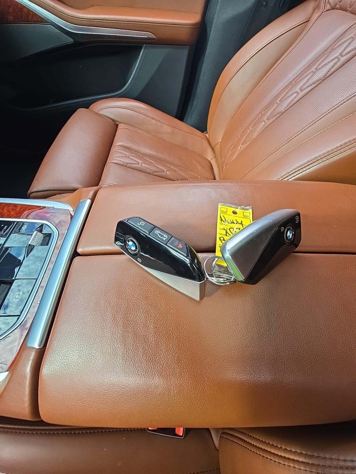 2023 BMW X7 ALPINA XB7 AWD