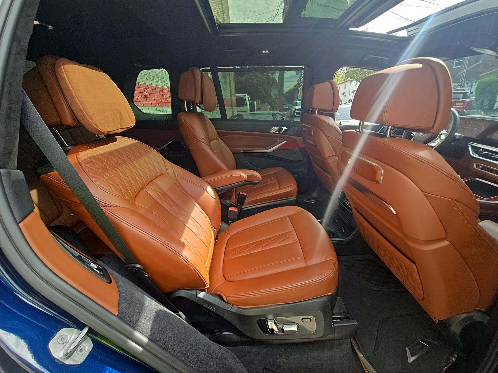 2023 BMW X7 ALPINA XB7 AWD