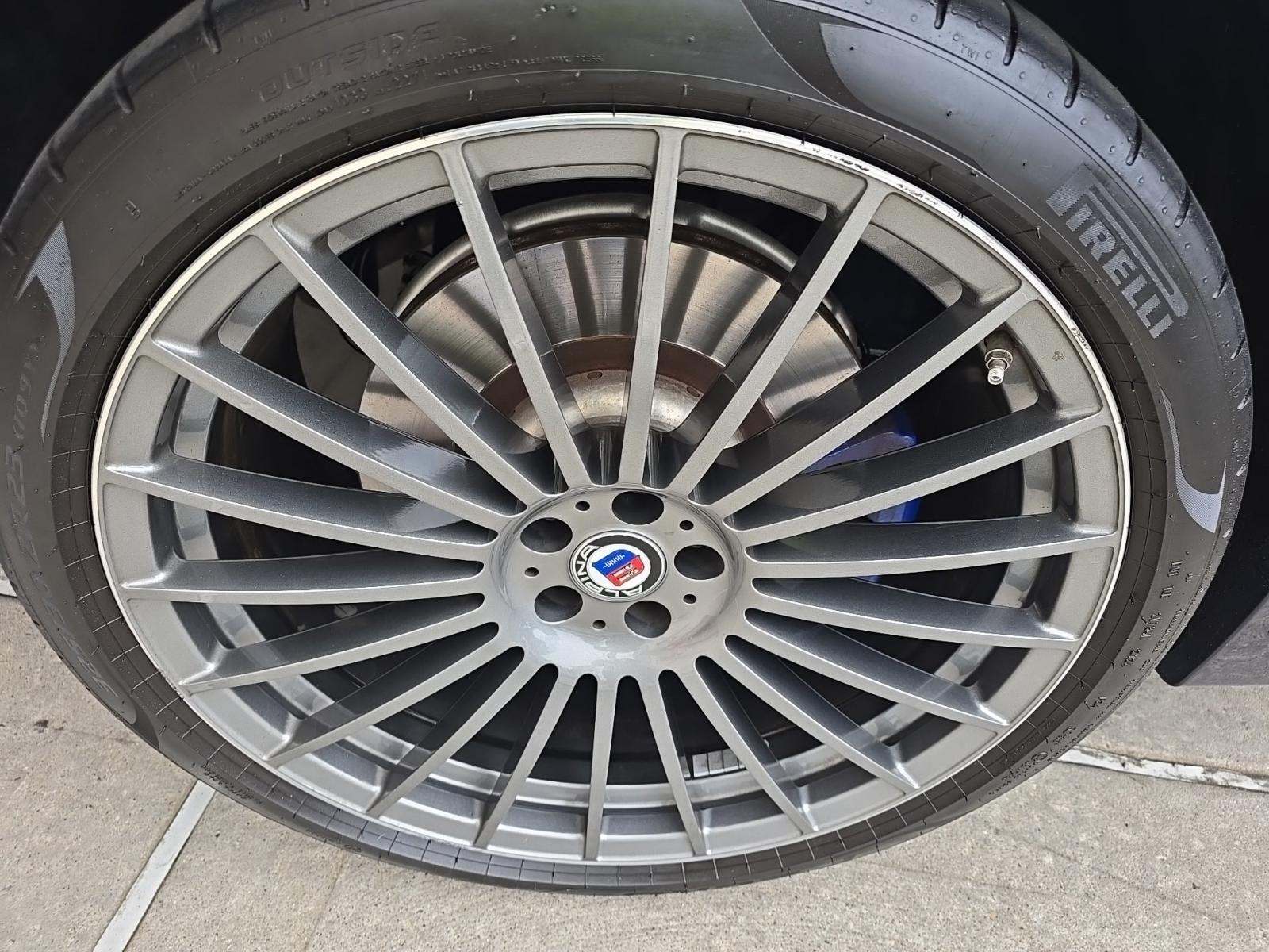 2023 BMW X7 ALPINA XB7 AWD