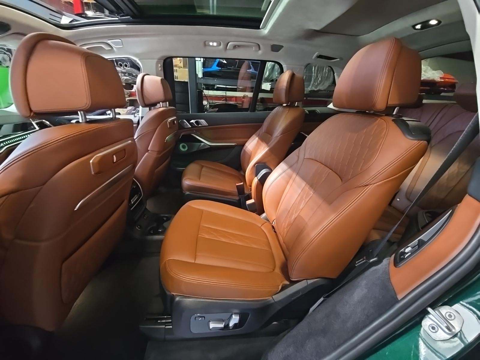 2024 BMW X7 ALPINA XB7 AWD