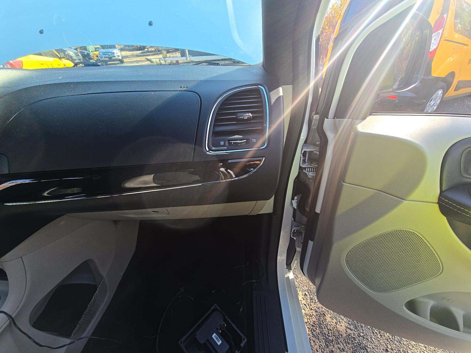 2019 Dodge Grand Caravan SXT FWD