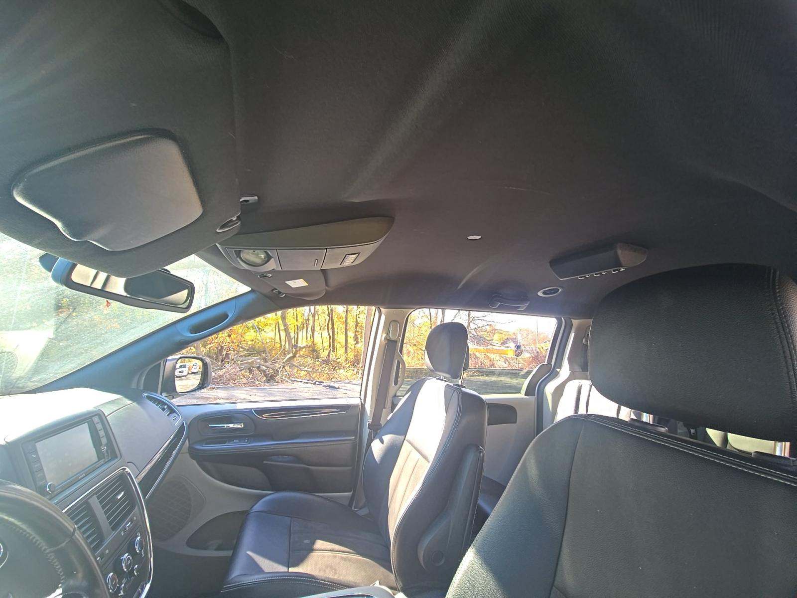 2019 Dodge Grand Caravan SXT FWD