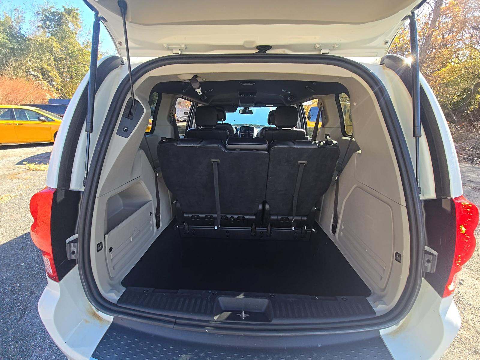 2019 Dodge Grand Caravan SXT FWD