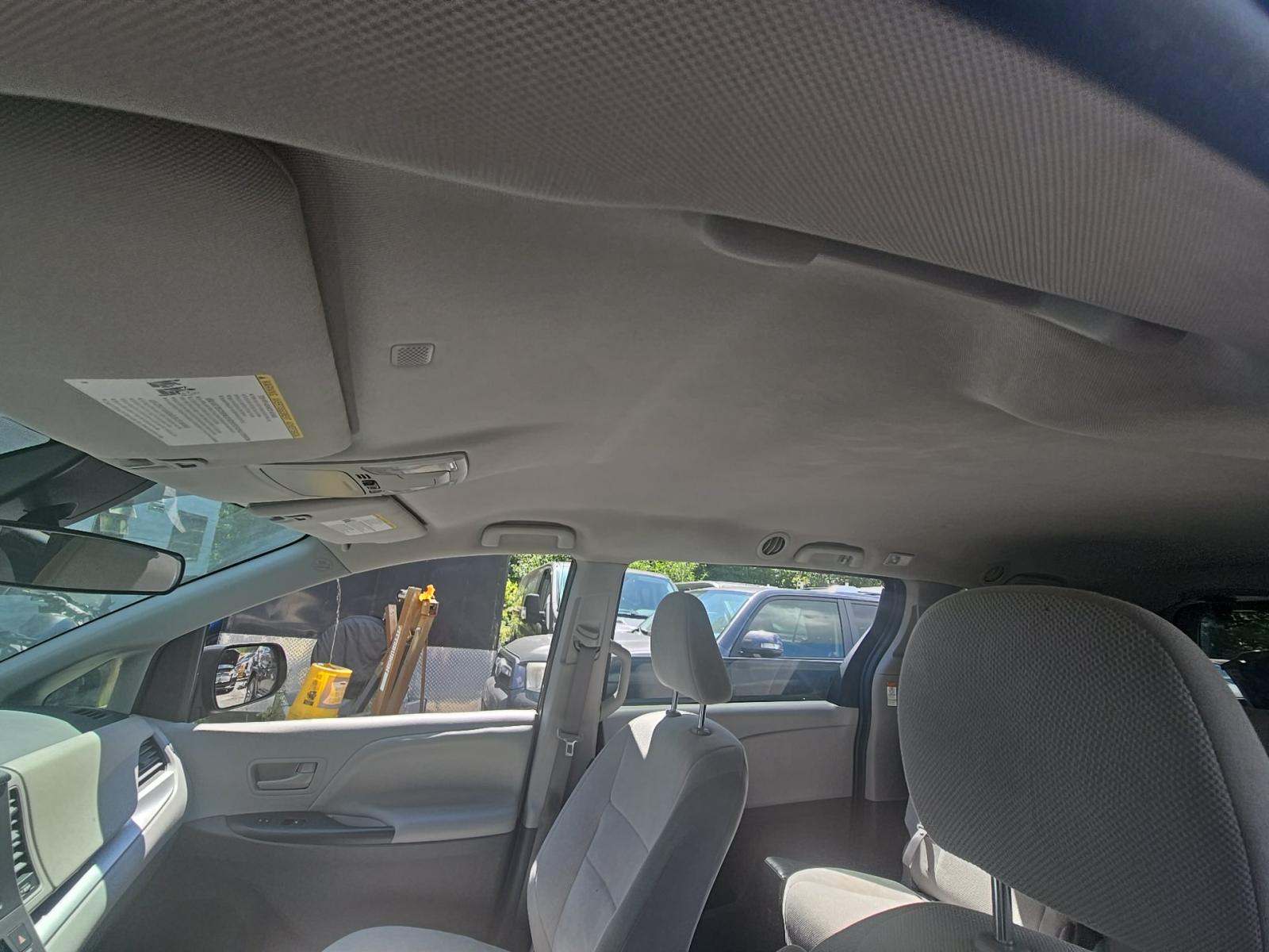 2020 Toyota Sienna L FWD