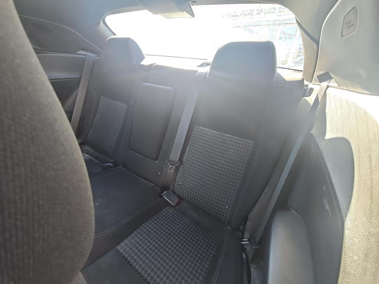 2023 Dodge Challenger SXT RWD