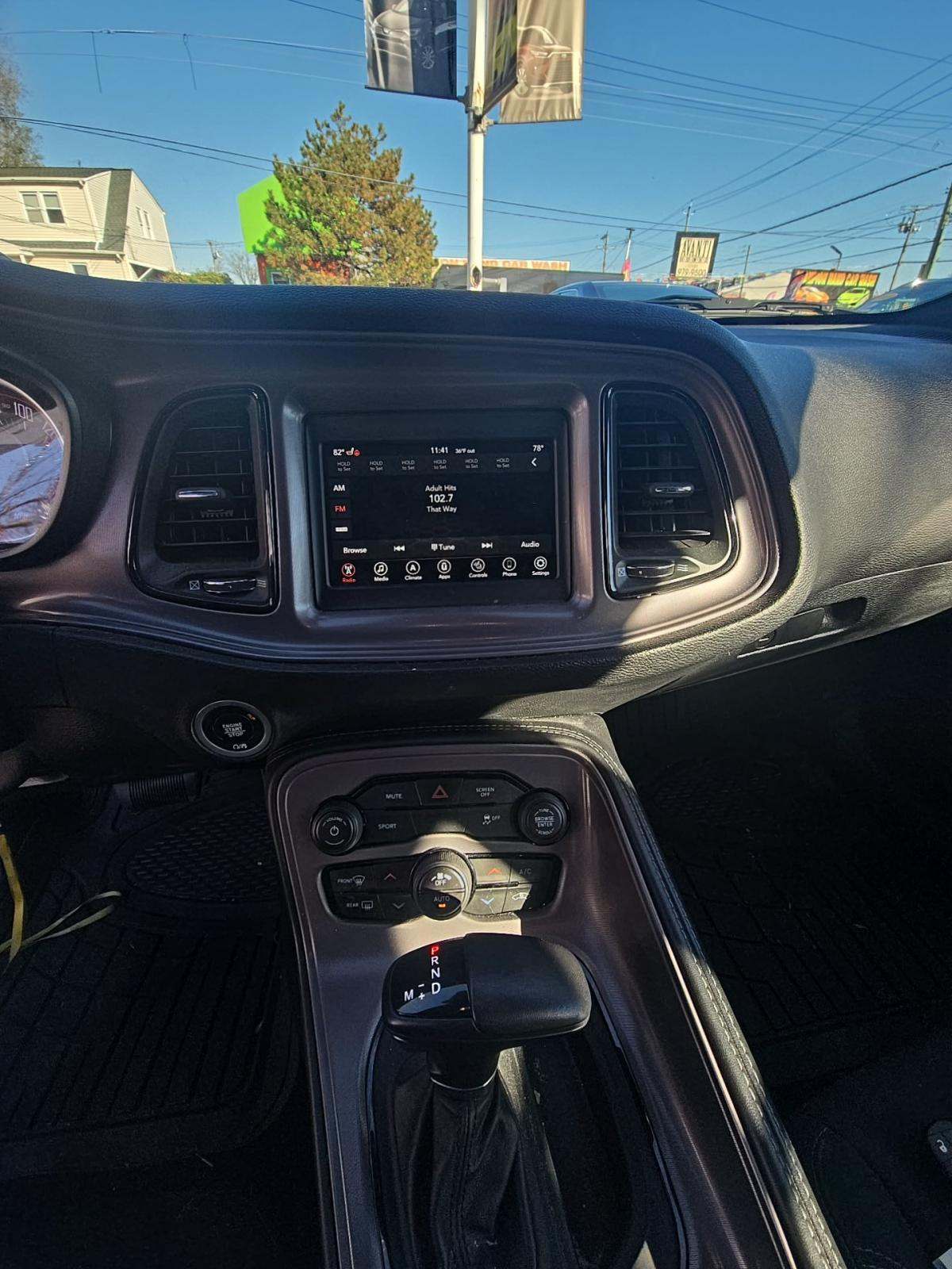 2023 Dodge Challenger SXT RWD