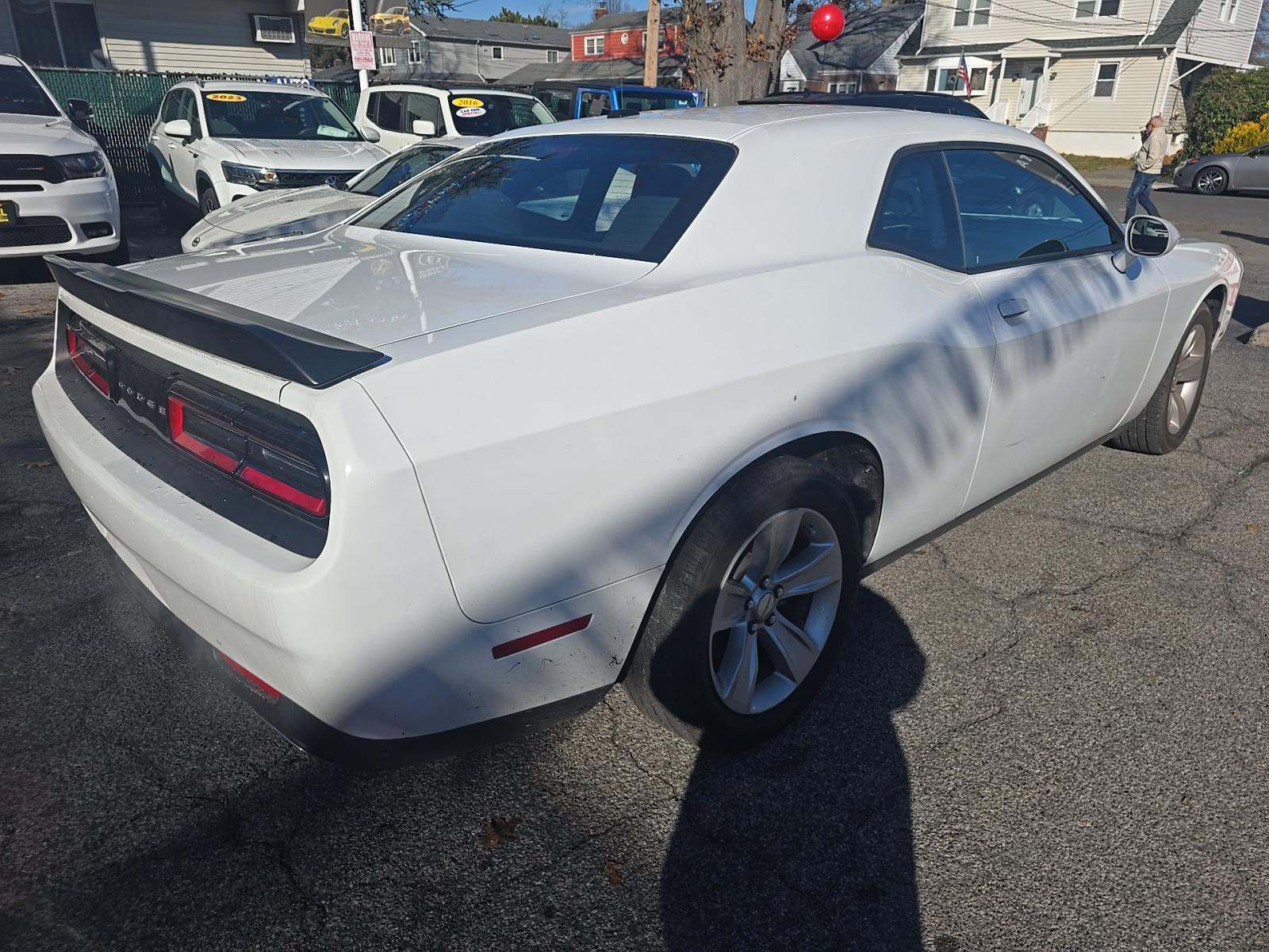 2023 Dodge Challenger SXT RWD