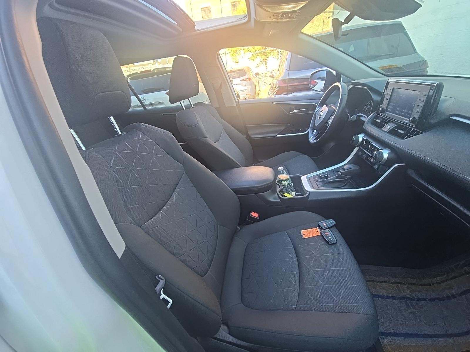 2022 Toyota RAV4 Hybrid XLE AWD