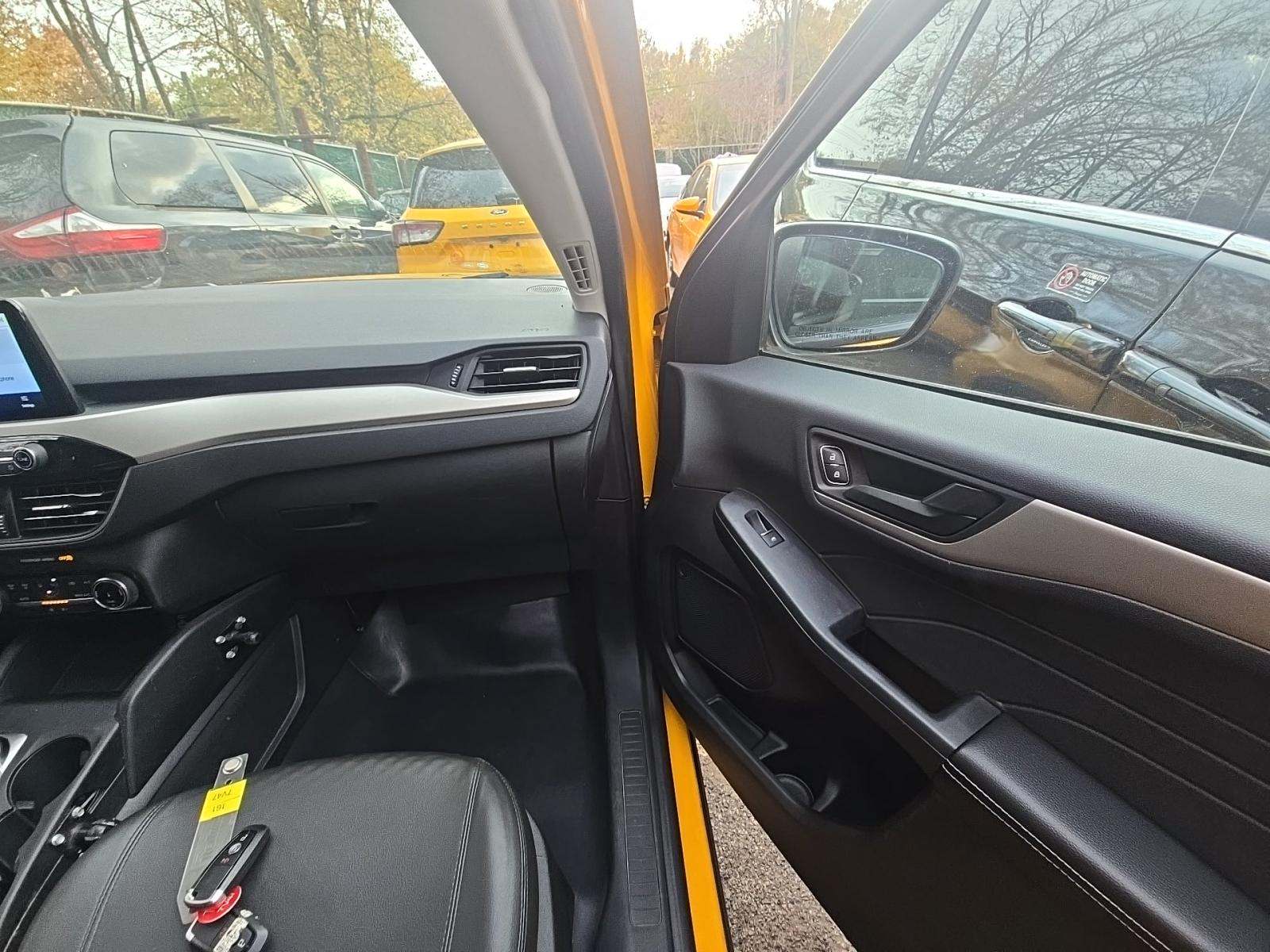 2022 Ford Escape Hybrid SE AWD