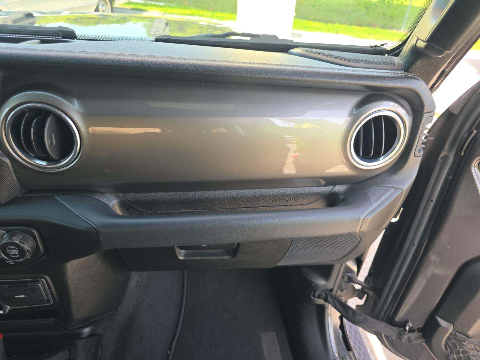 2018 Jeep Wrangler Unlimited Sahara AWD