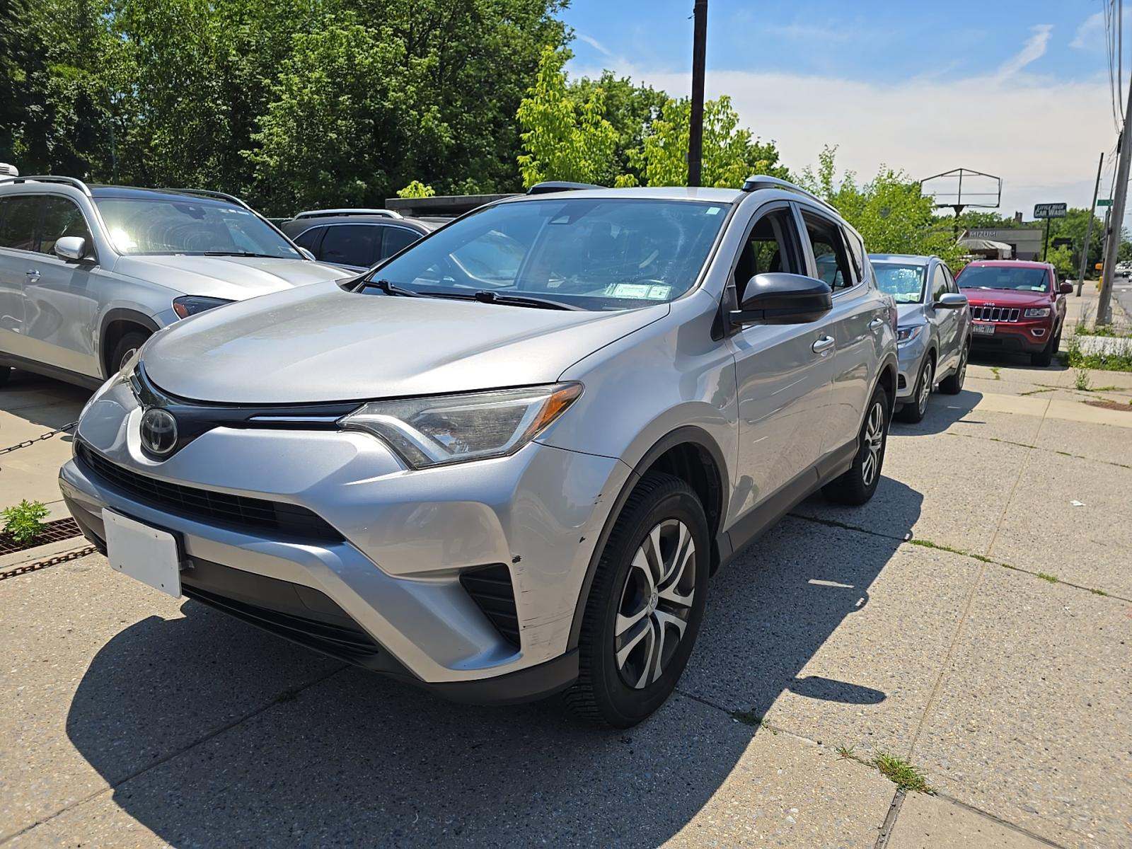 2018 Toyota RAV4 LE AWD