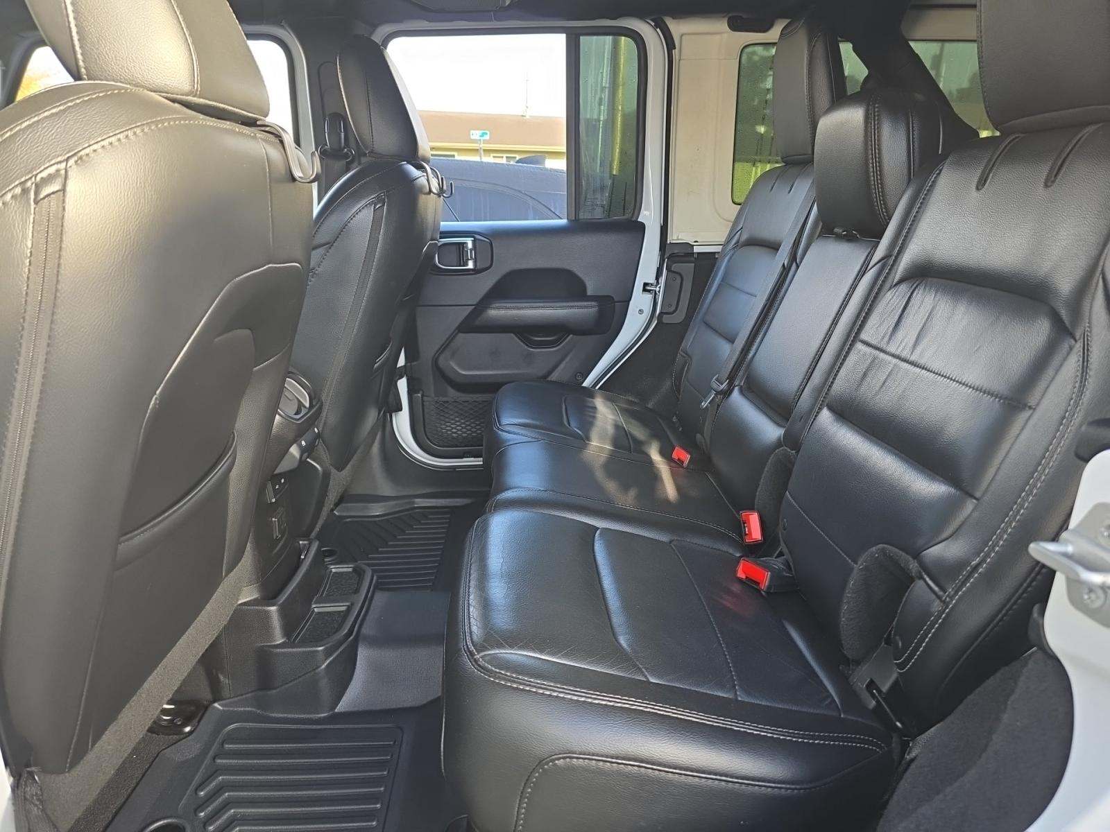 2018 Jeep Wrangler Unlimited Sahara AWD