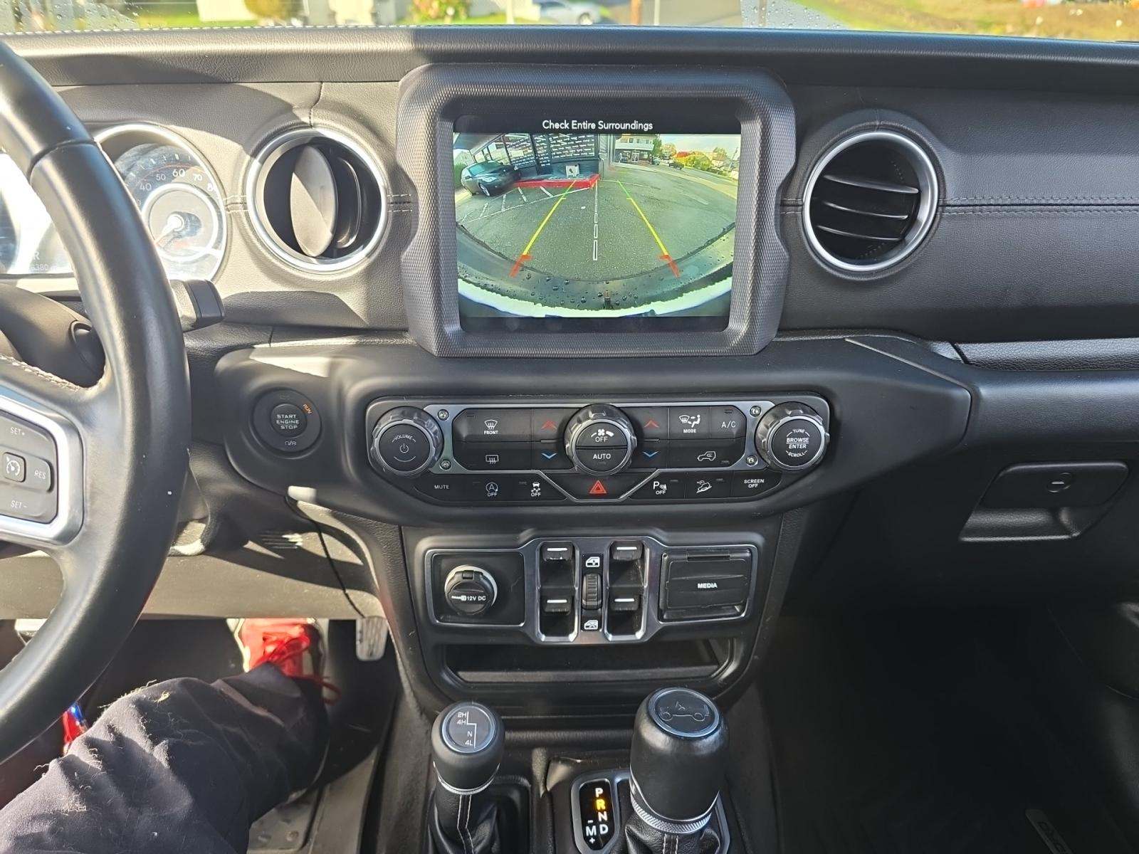 2018 Jeep Wrangler Unlimited Sahara AWD