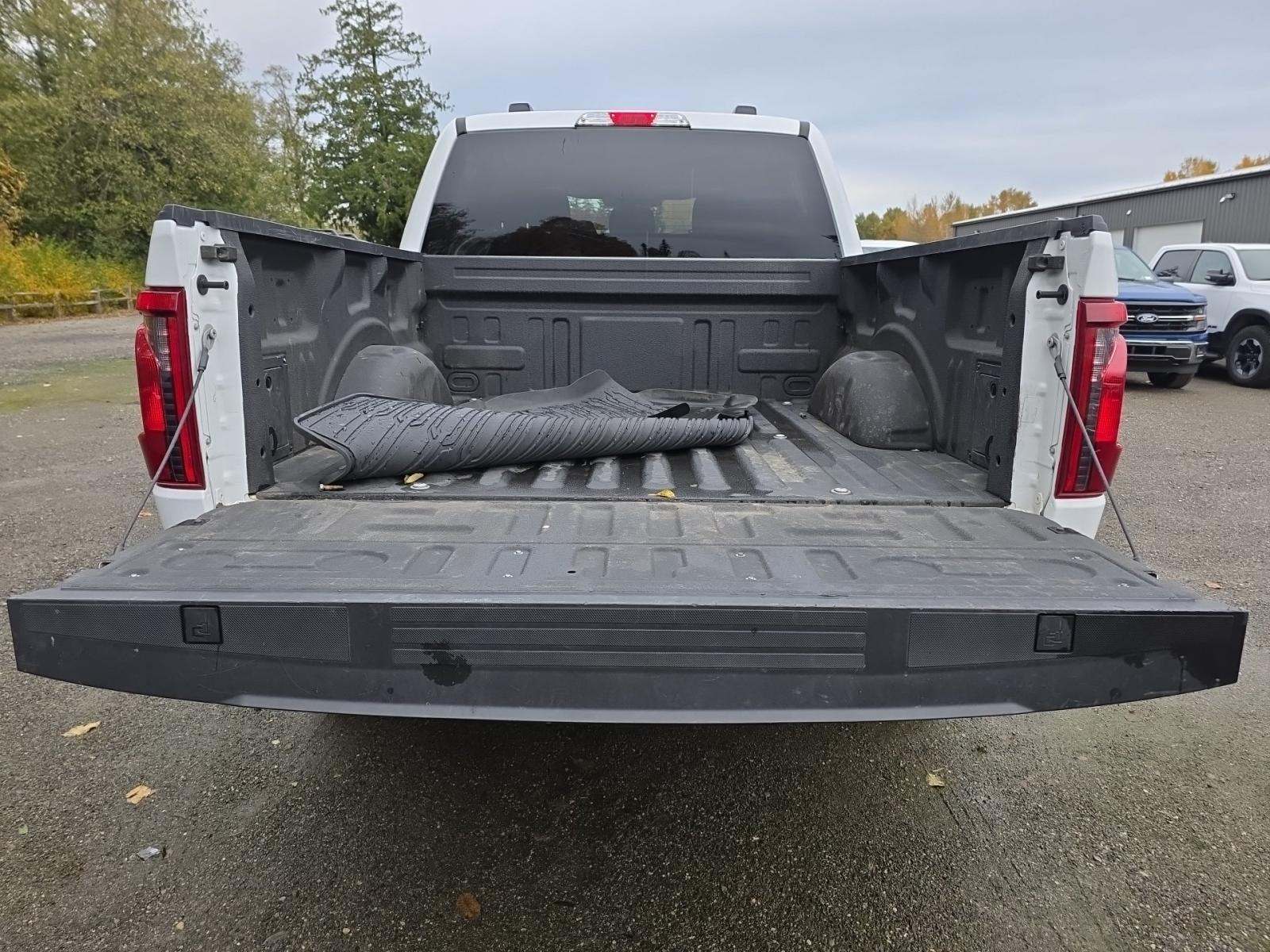 2024 Ford F-150 STX AWD