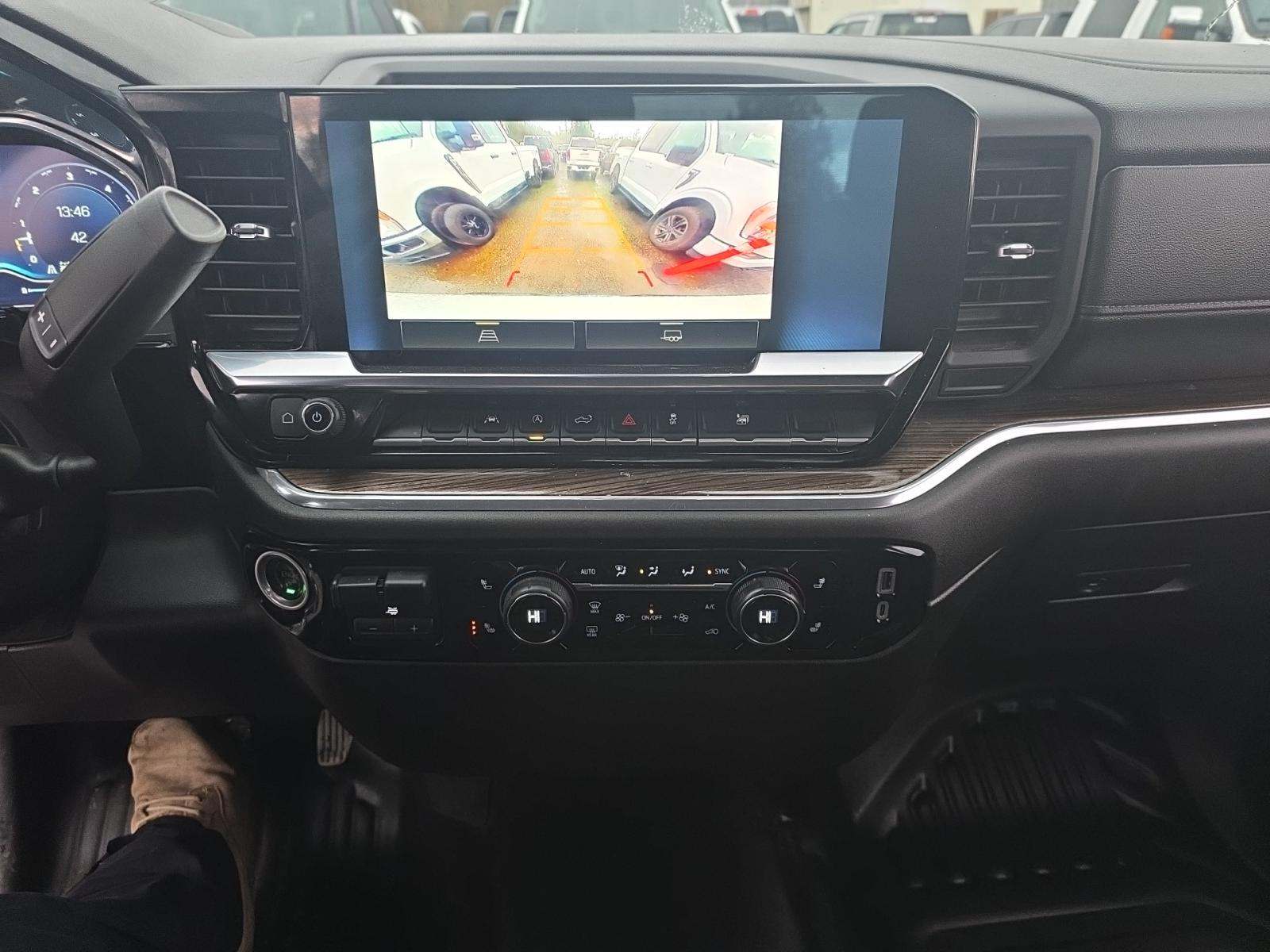 2023 Chevrolet Silverado 1500 LT AWD