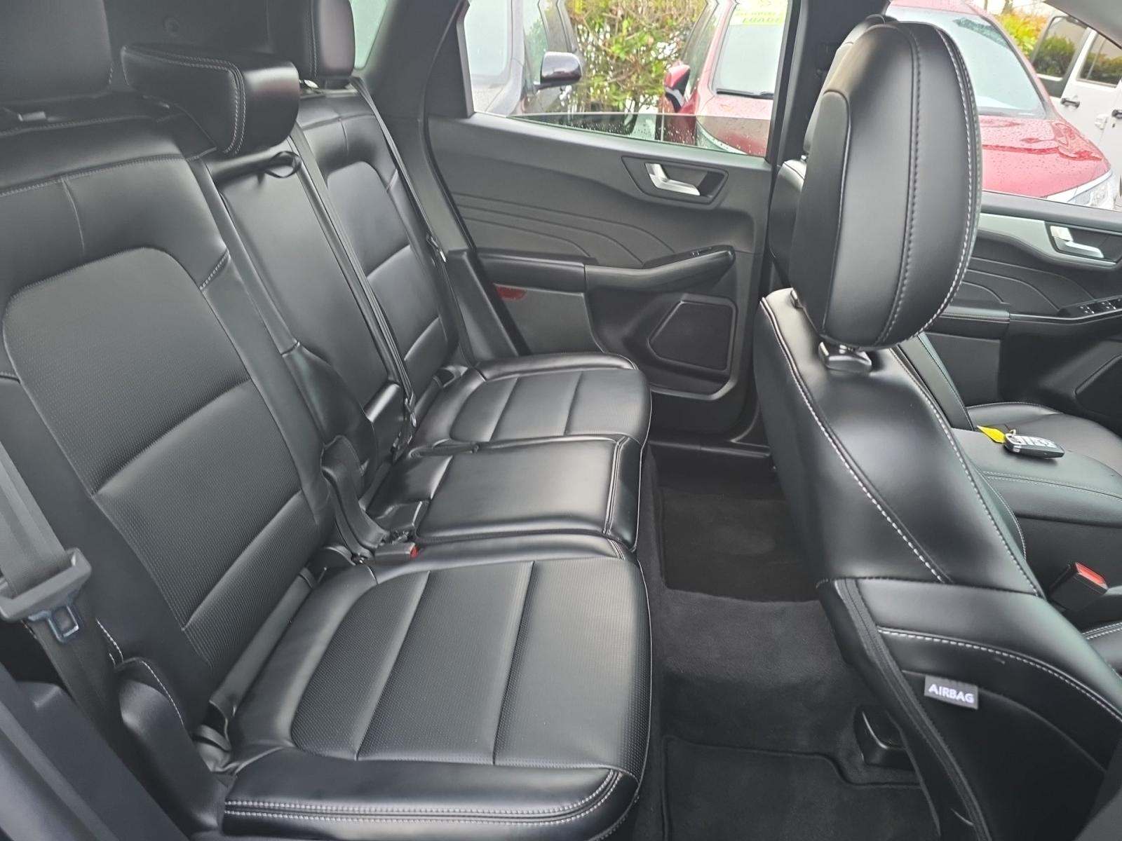 2025 Ford Escape Platinum AWD